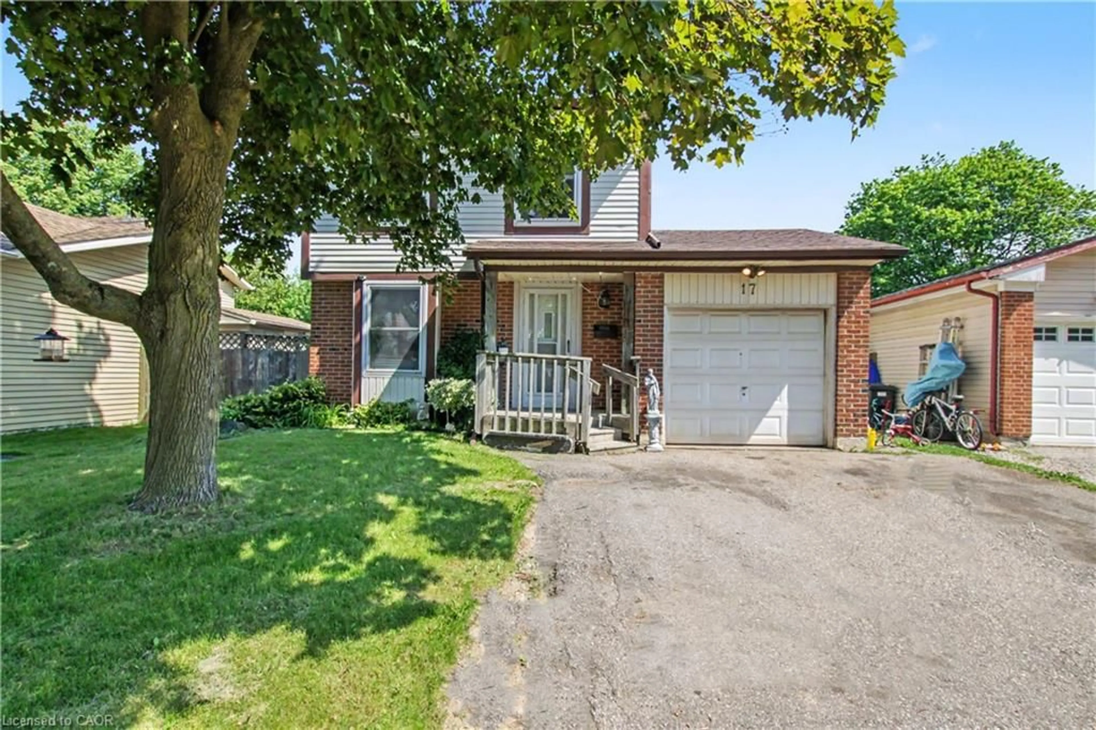 Home with brick exterior material, street for 17 Hallmark St, Brantford Ontario N3P 1A6