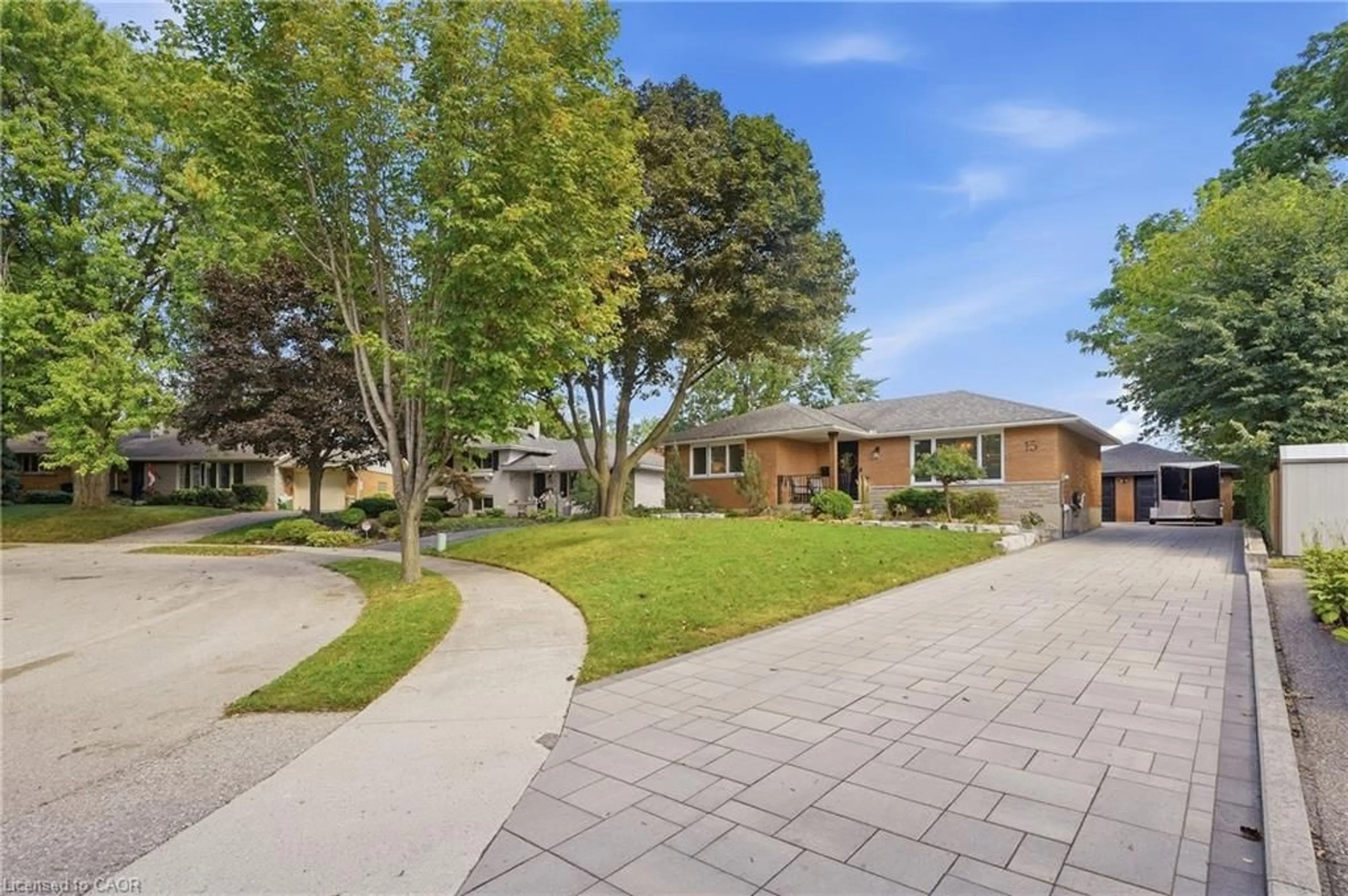 A pic from outside/outdoor area/front of a property/back of a property/a pic from drone, street for 15 Linton Pl, Kitchener Ontario N2B 2K1