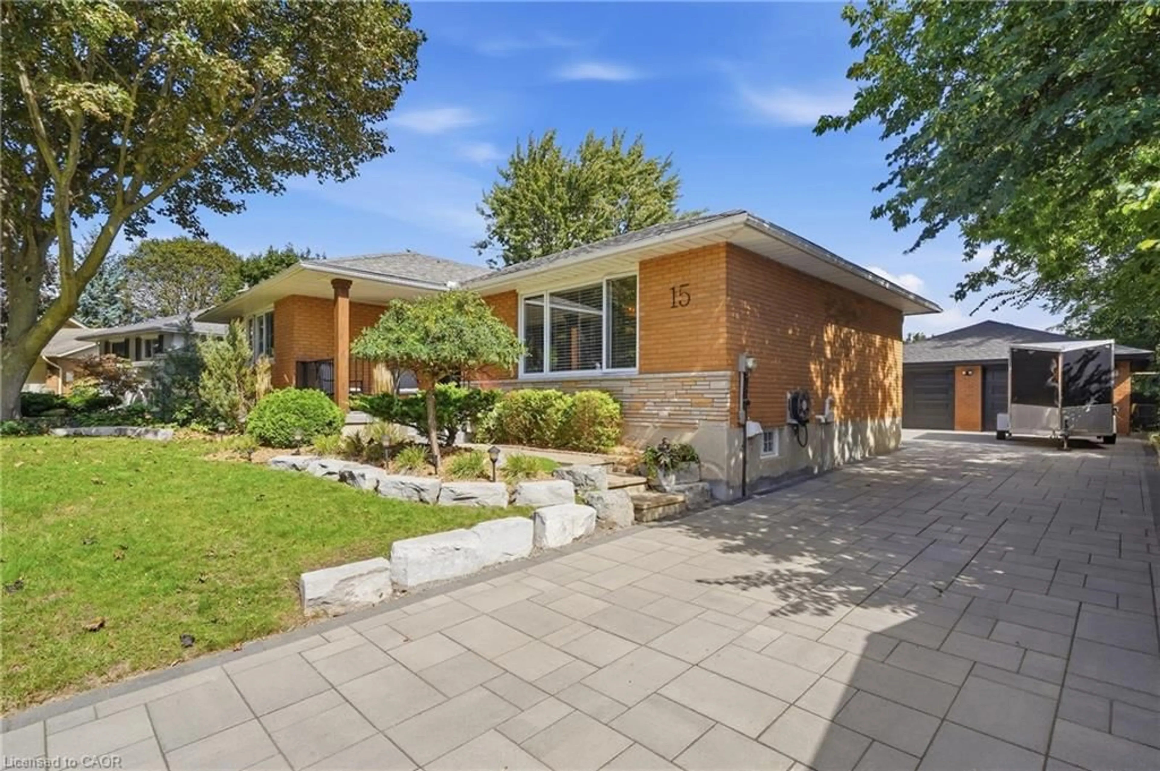 Home with brick exterior material, street for 15 Linton Pl, Kitchener Ontario N2B 2K1