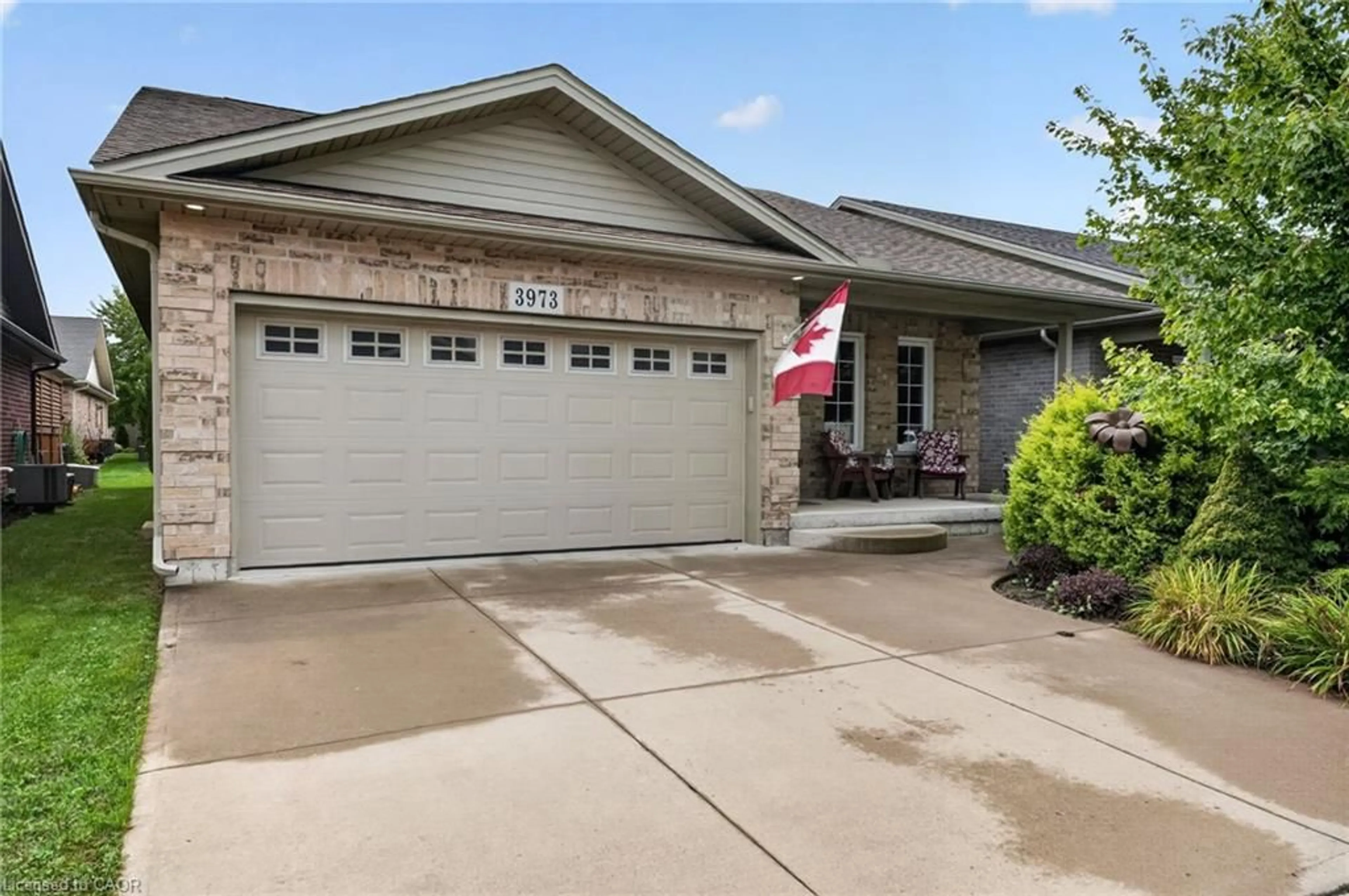 Indoor garage for 3973 Sunset Lane, Vineland Ontario L0R 2C0