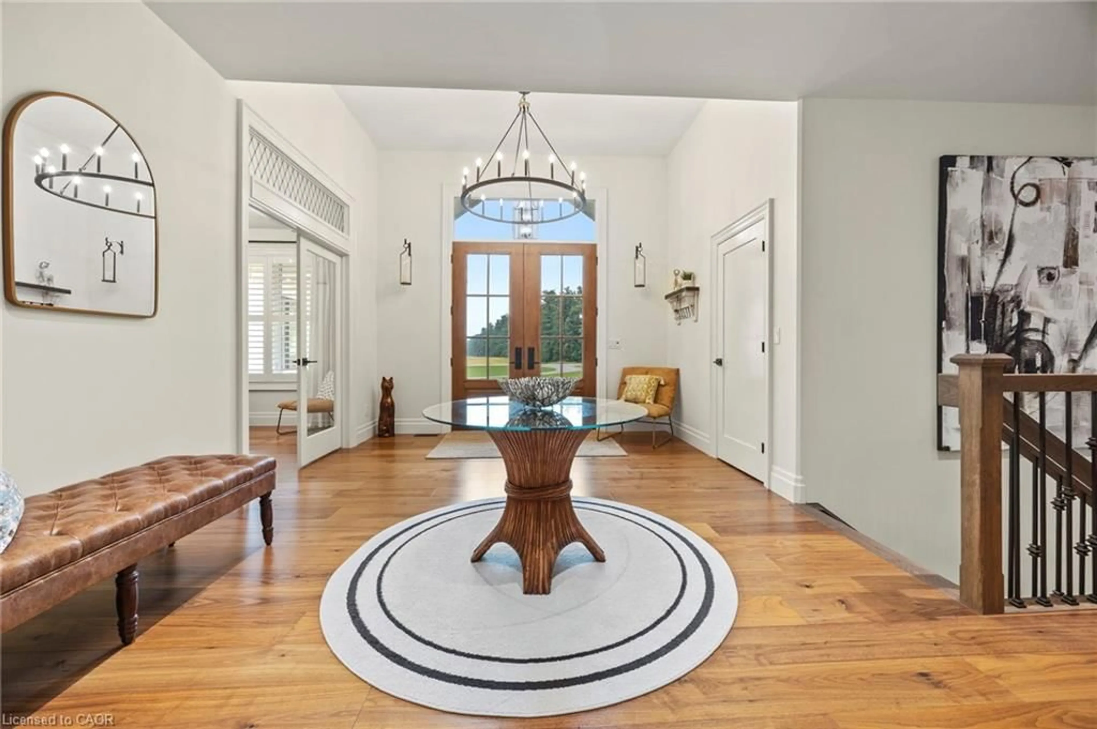 Indoor foyer for 3898 Line 9, St. Marys Ontario N4X 1C5