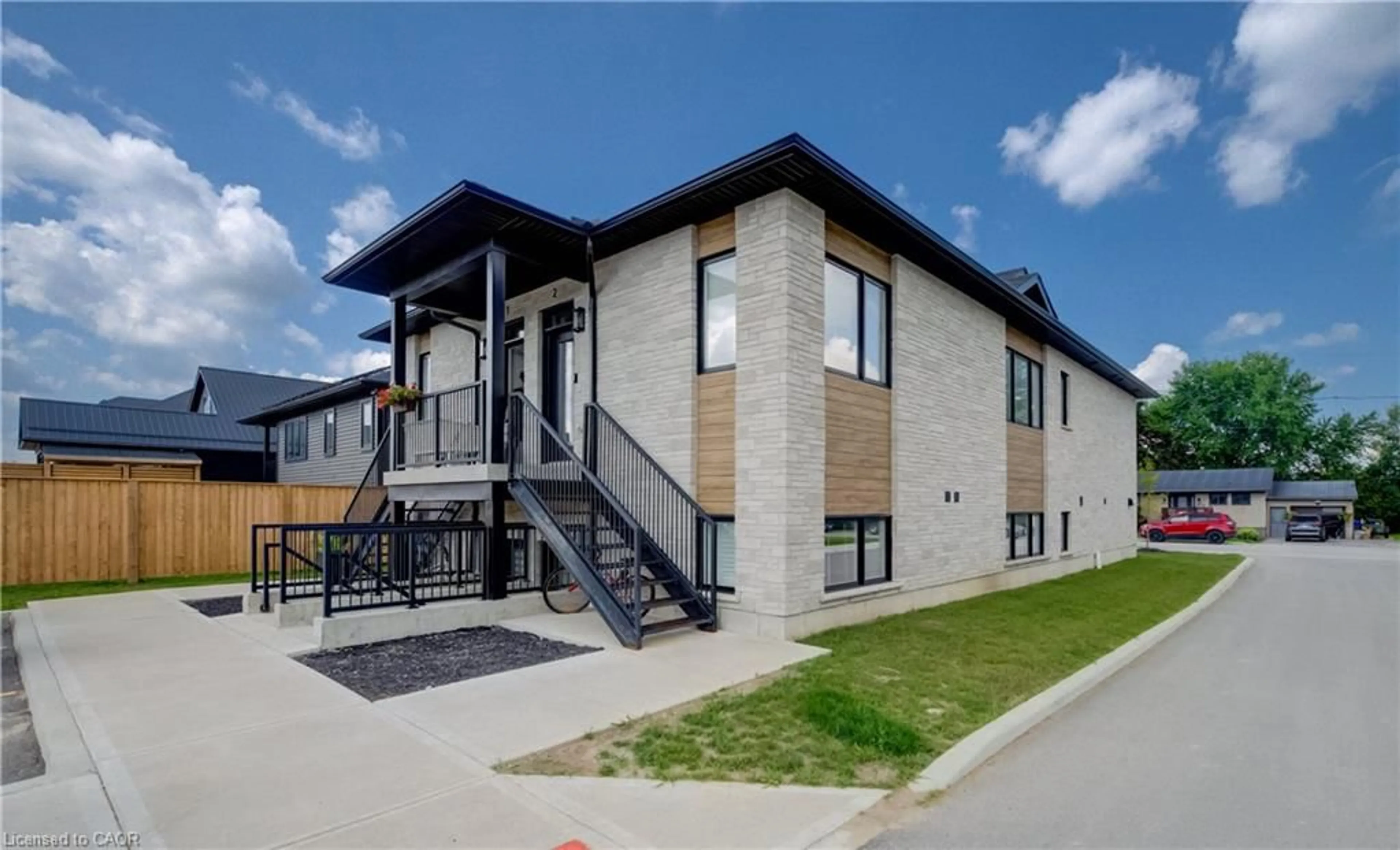 Unknown for 440 Wellington St #3, Mount Forest Ontario N0G 2L2