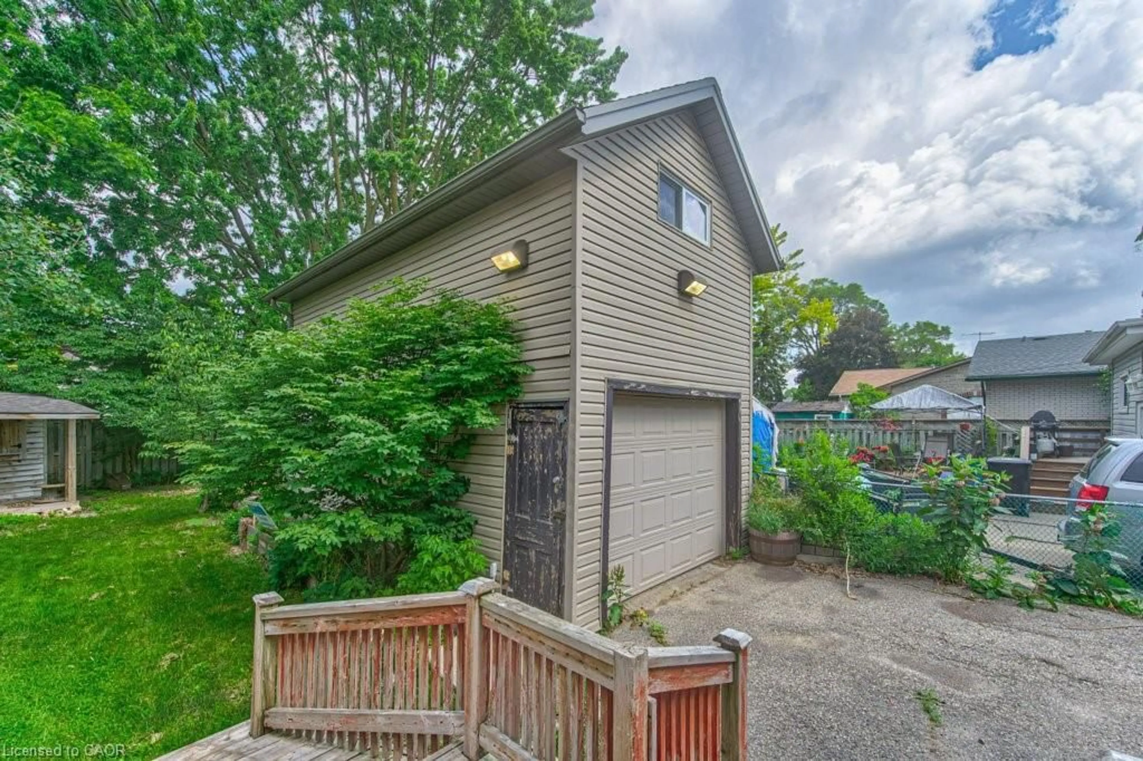 Shed for 84 Franklin St, Kitchener Ontario N2C 1R4