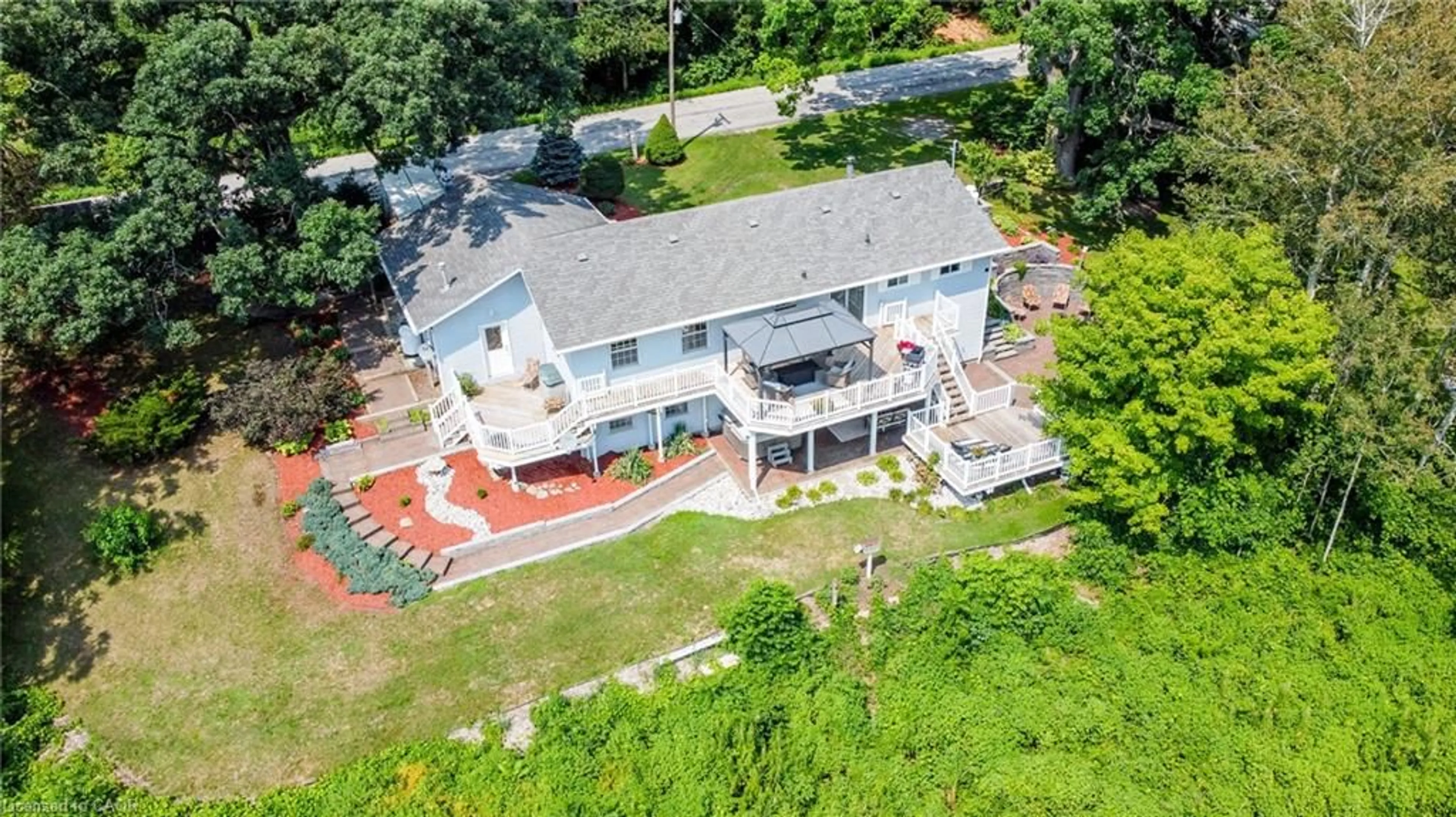 A pic from outside/outdoor area/front of a property/back of a property/a pic from drone, unknown for 40 United Church Rd, Vittoria Ontario N0E 1W0