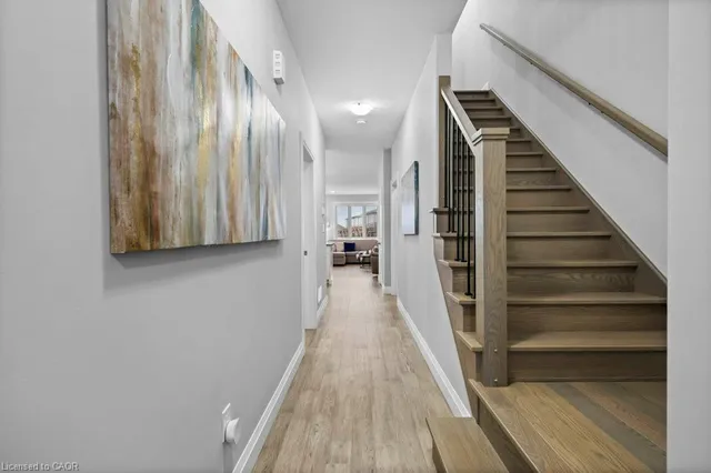 904 Chapel Hill Crt, Kitchener 3