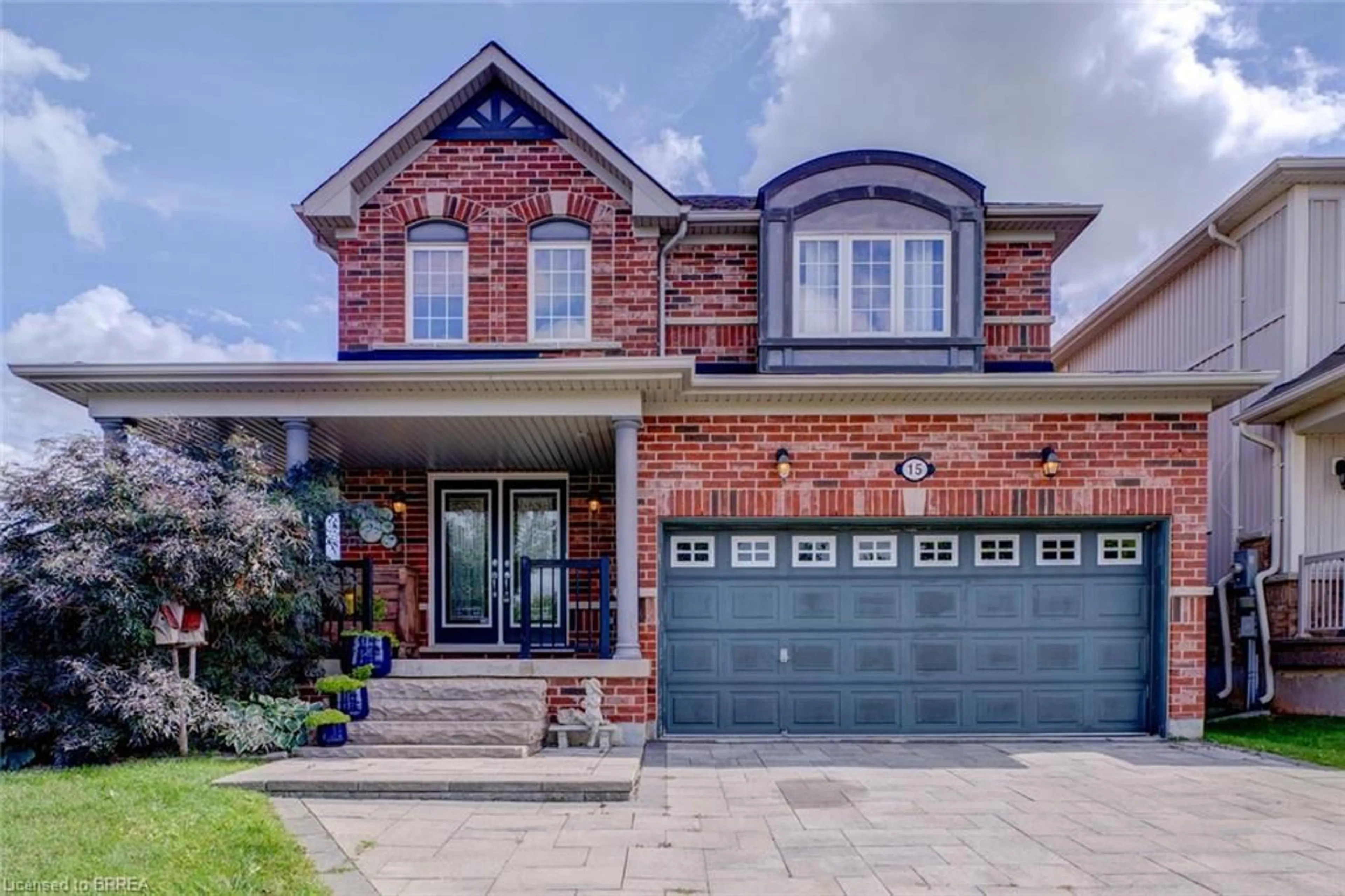 Home with brick exterior material, street for 15 Davidson Crt, Brantford Ontario N3S 0C6