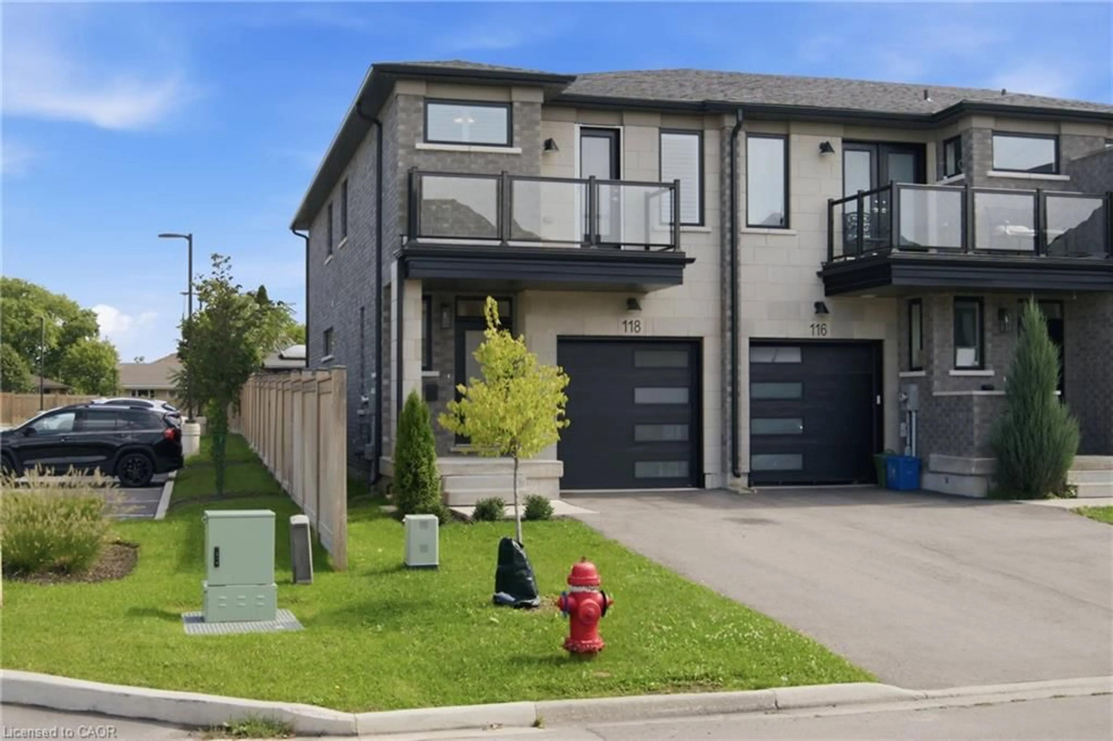 Home with brick exterior material, street for 118 Springvalley Cres, Hamilton Ontario L9C 0E4