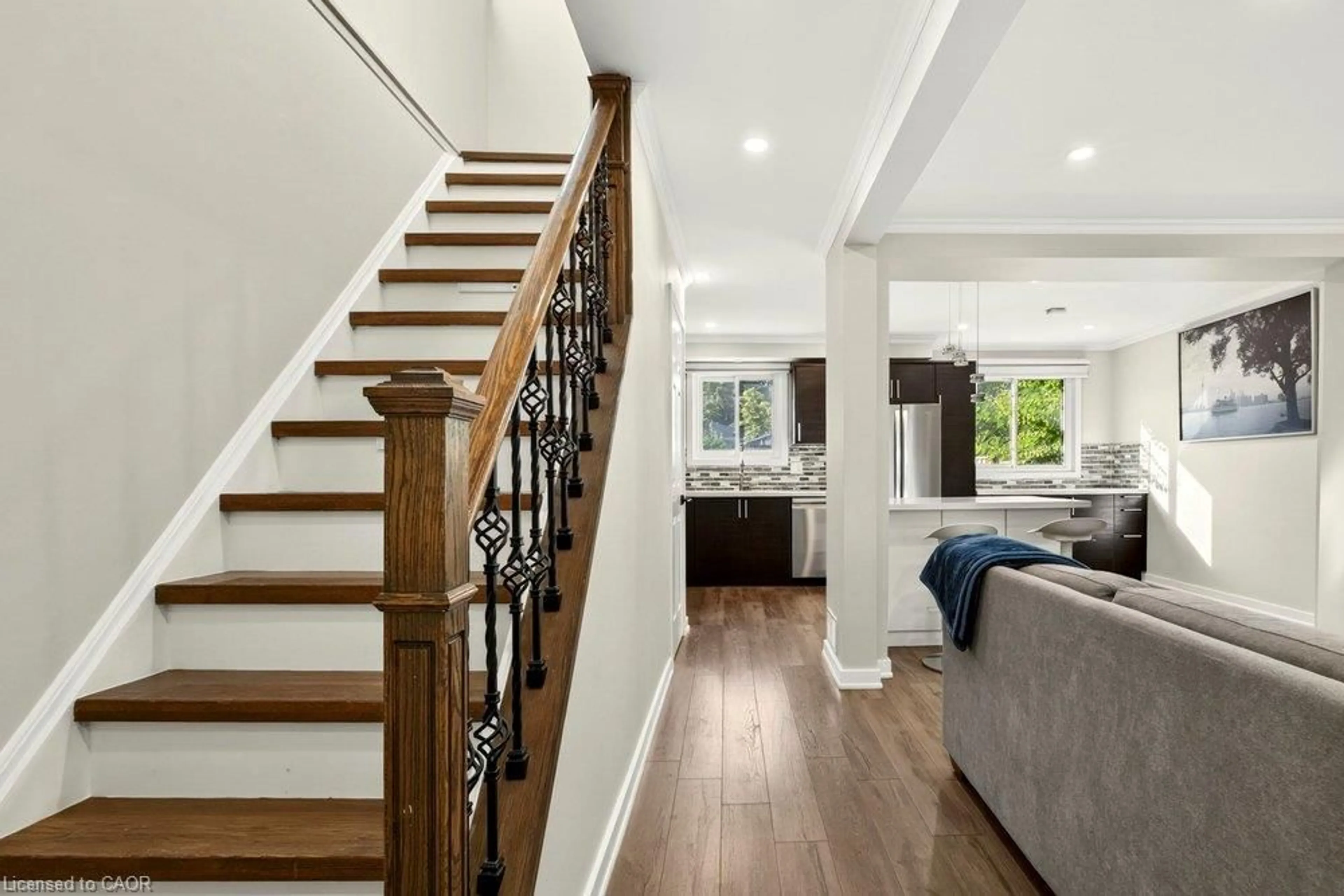 Stairs for 168 Berkindale Dr, Hamilton Ontario L8E 1M5