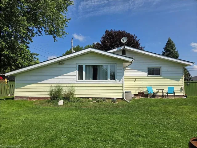 108 New Lakeshore Rd, Port Dover 3