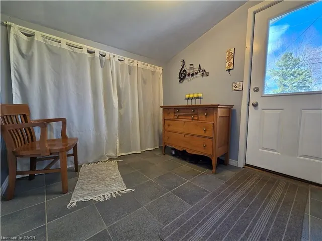108 New Lakeshore Rd, Port Dover 5