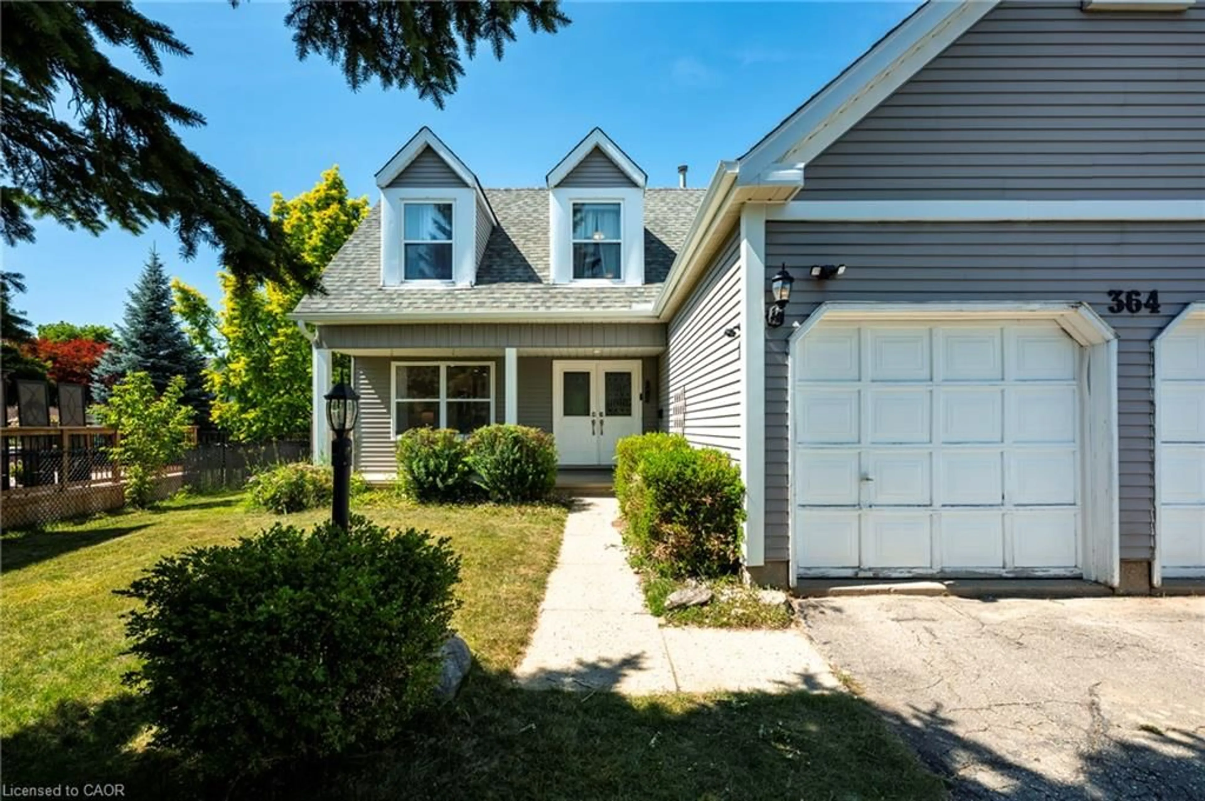 Home with vinyl exterior material, street for 364 Stoneheight Pl, Waterloo Ontario N2V 2A8