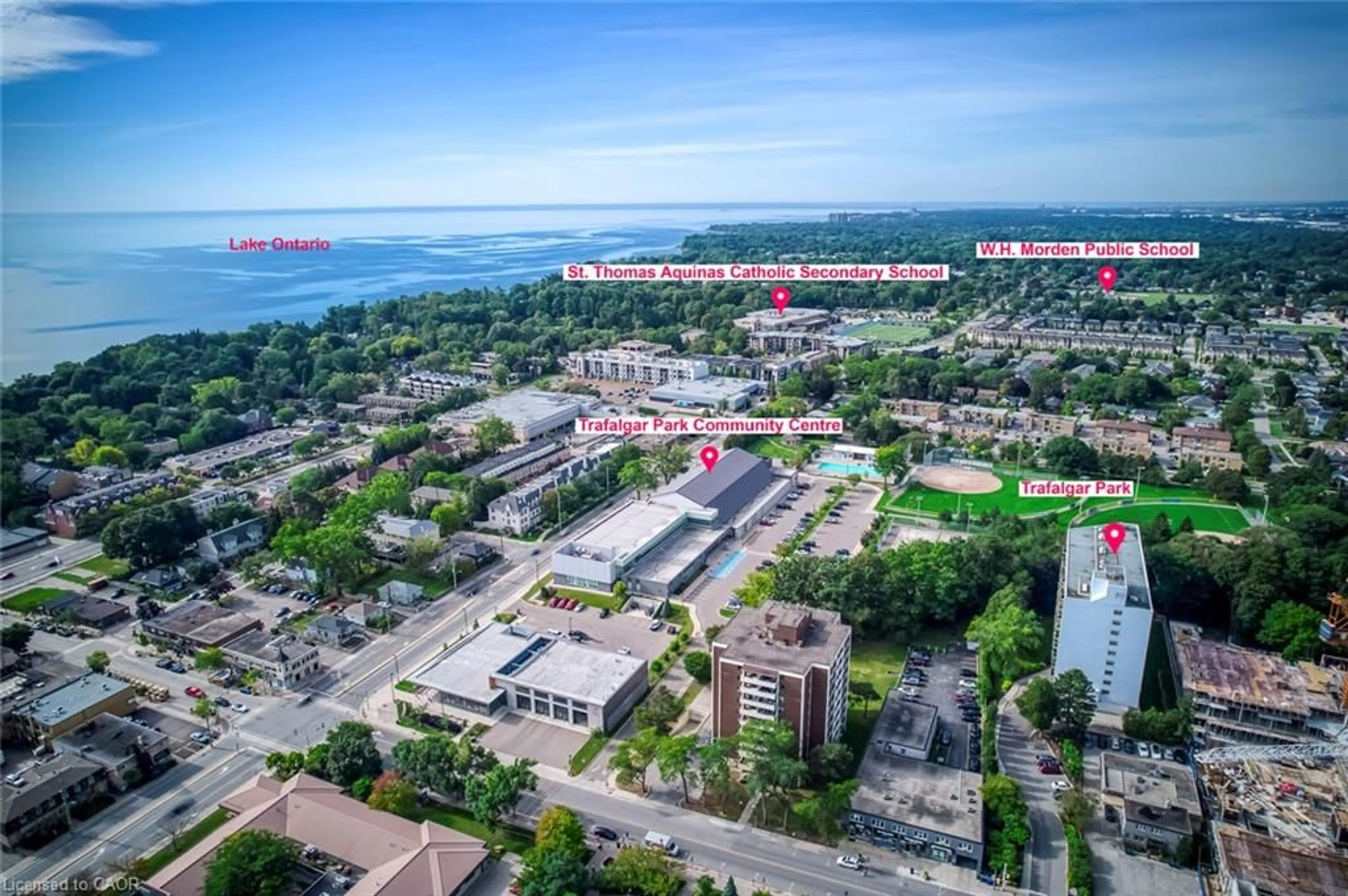 A pic from outside/outdoor area/front of a property/back of a property/a pic from drone, unknown for 212 Kerr St #906, Oakville Ontario L6K 3B1