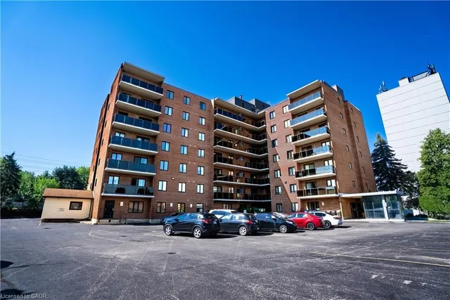279 Chandler Dr #203, Kitchener 3