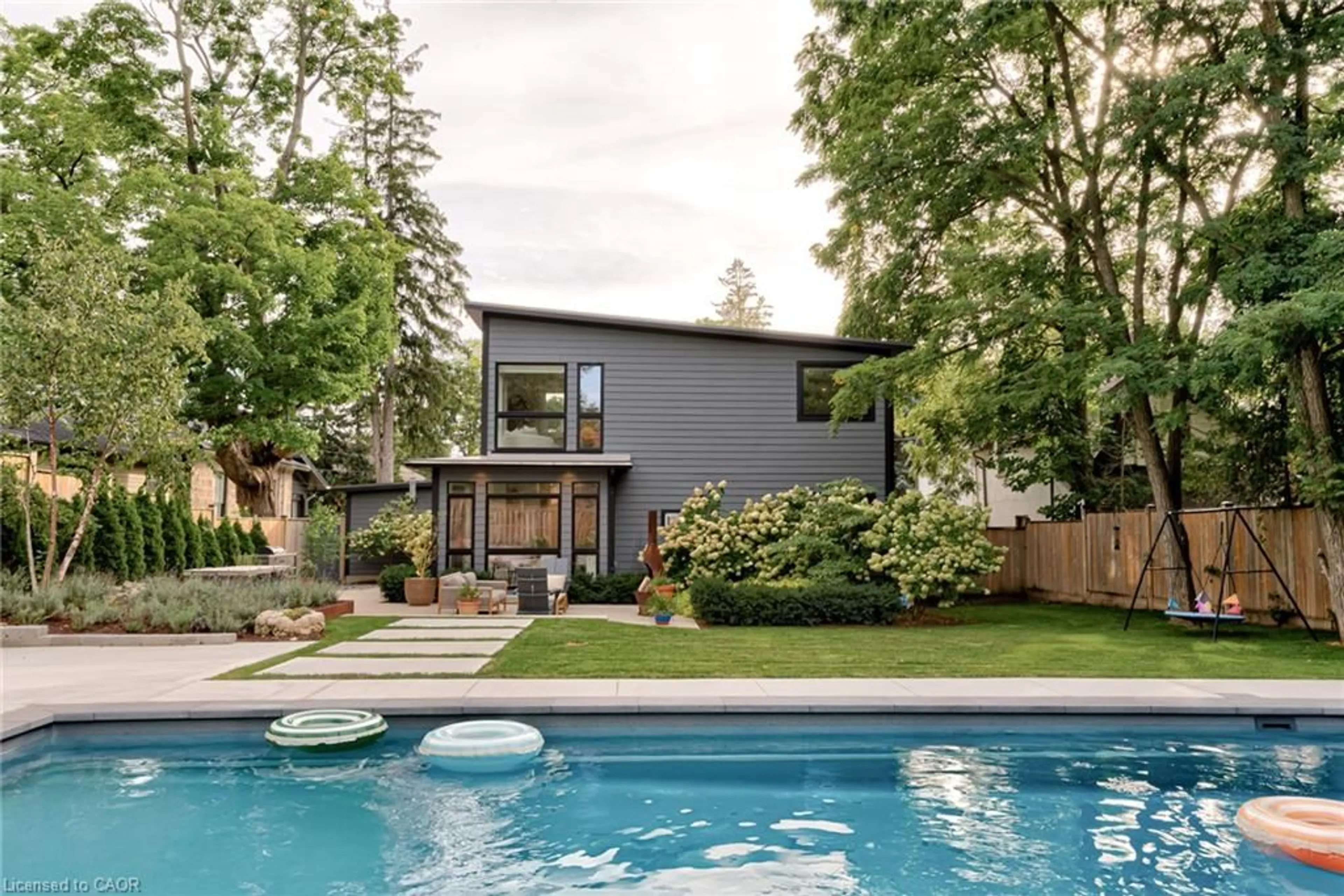 Unknown for 279 Geddes St, Elora Ontario N0B 1S0