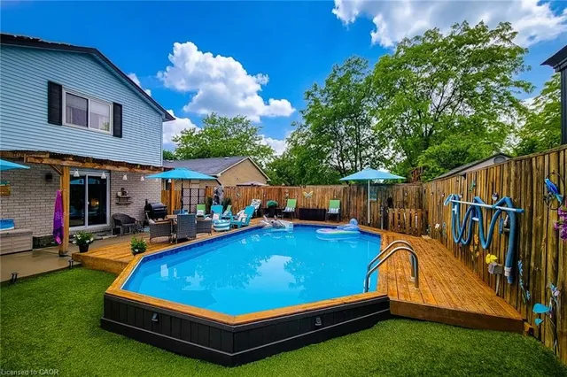 8 Dalton Gate, Stoney Creek 5