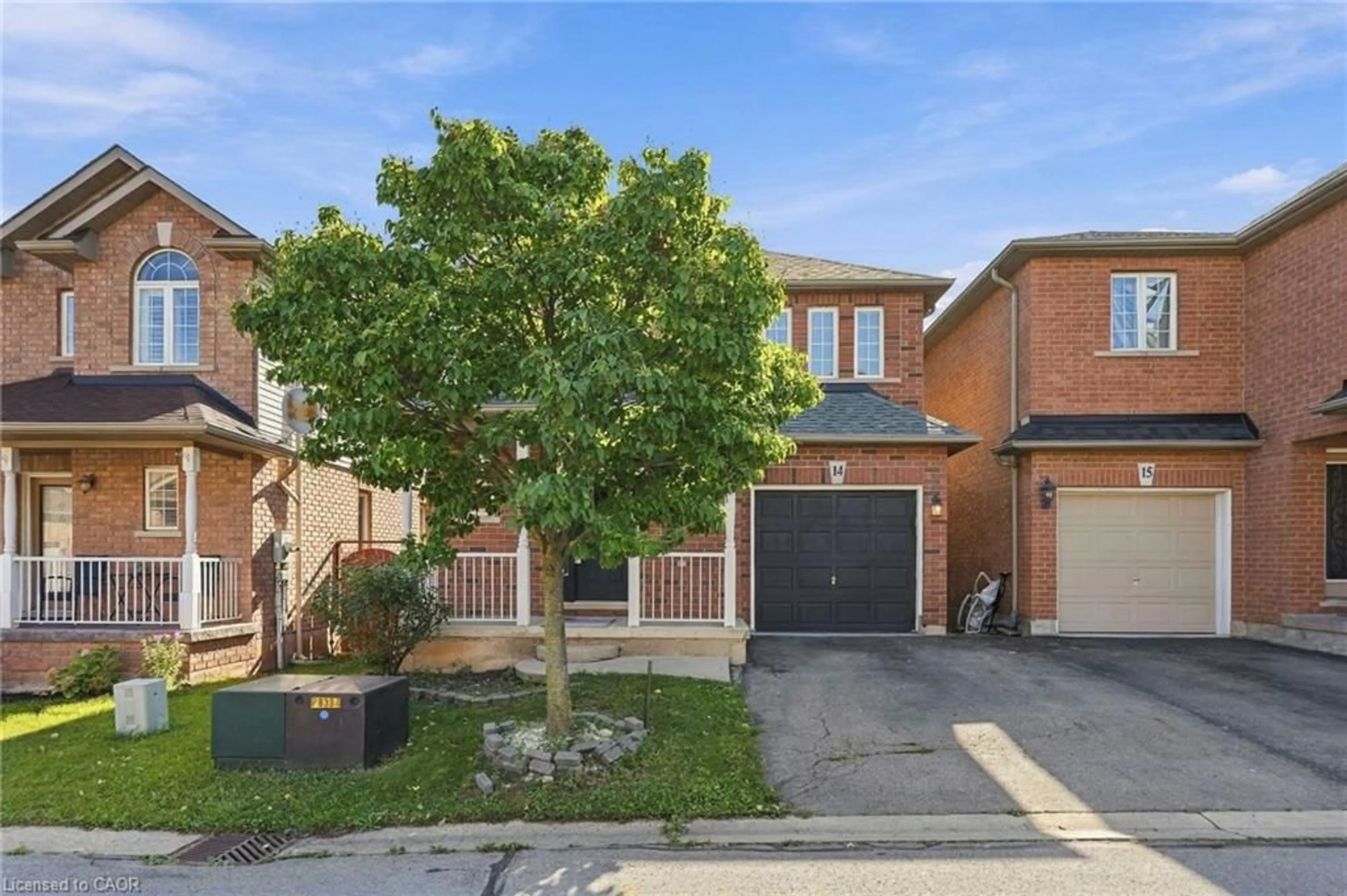A pic from outside/outdoor area/front of a property/back of a property/a pic from drone, street for 78 Peachwood Cres #14, Stoney Creek Ontario L8E 5Z8