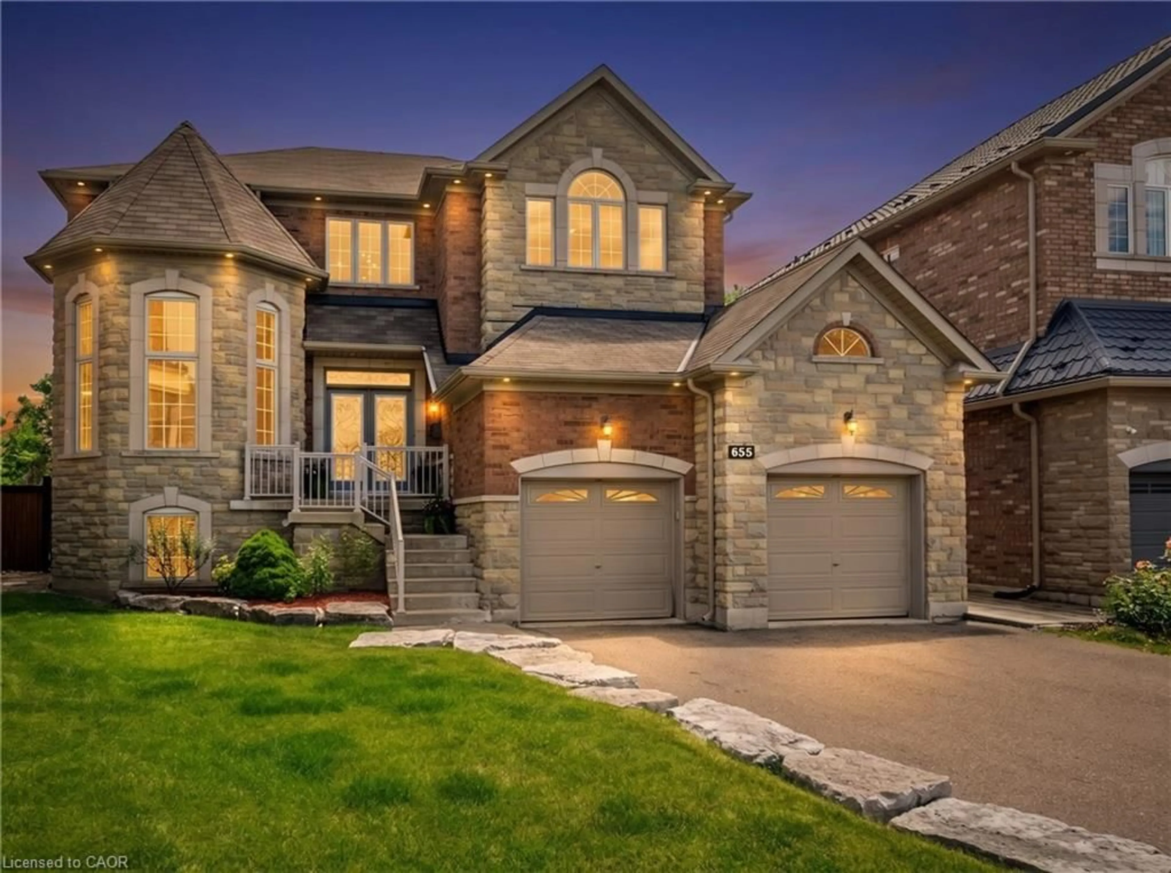 Home with brick exterior material, street for 655 Kozel Crt, Mississauga Ontario L4Z 4E4