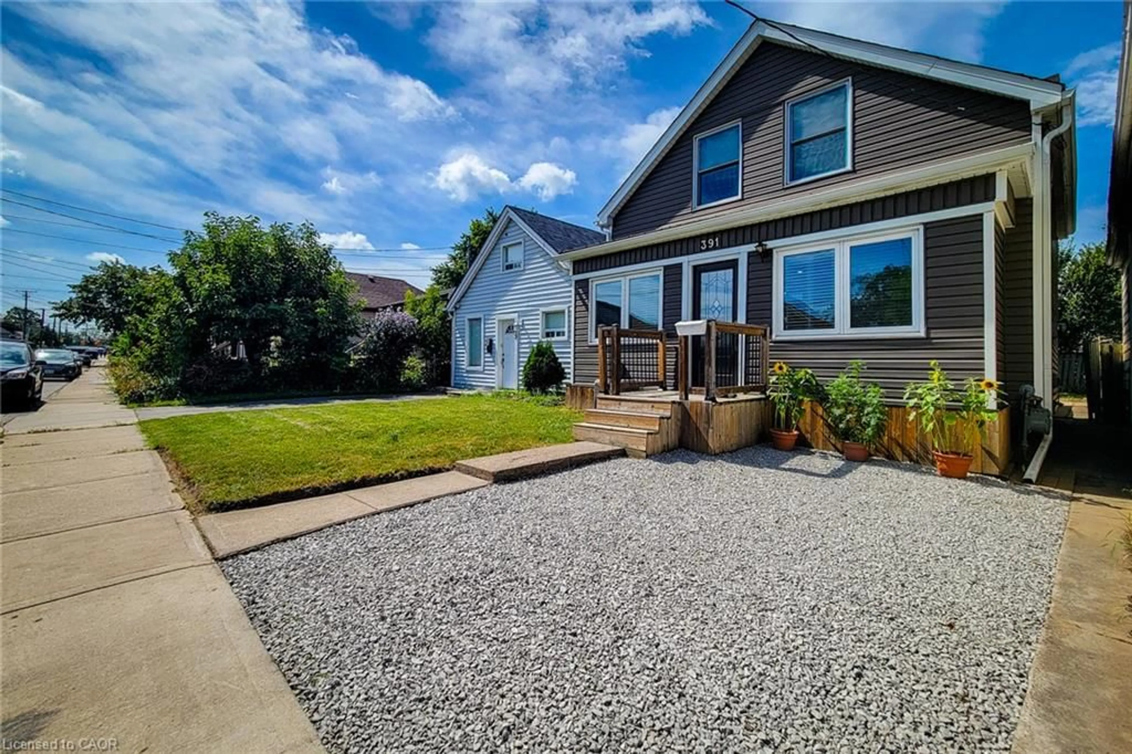 Unknown for 391 Cope St, Hamilton Ontario L8H 5C2