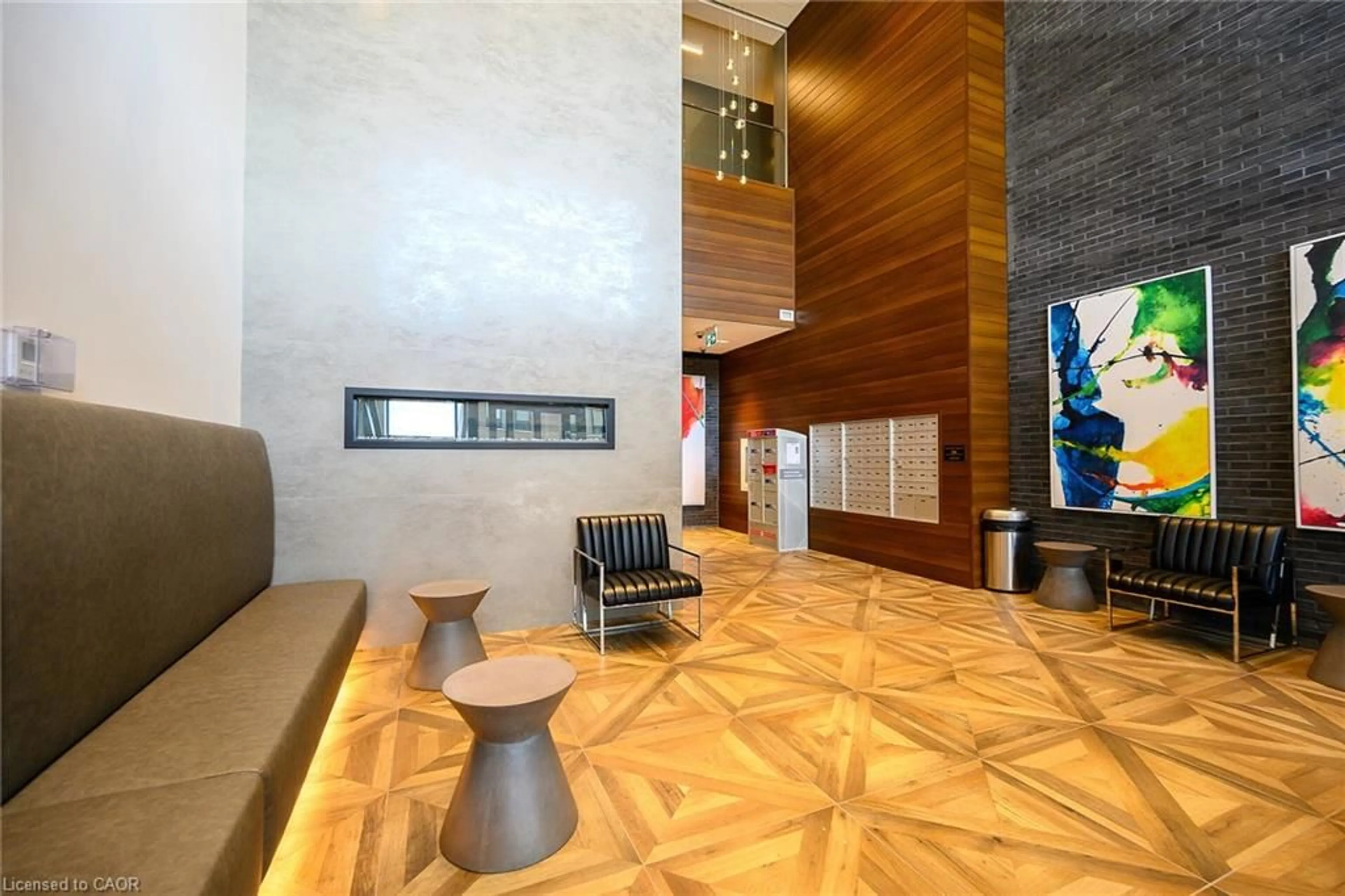 Lobby for 101 Locke St #609, Hamilton Ontario L8P 4A6
