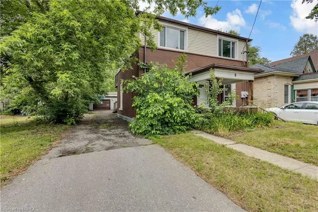 8 Victoria St, Brantford 2