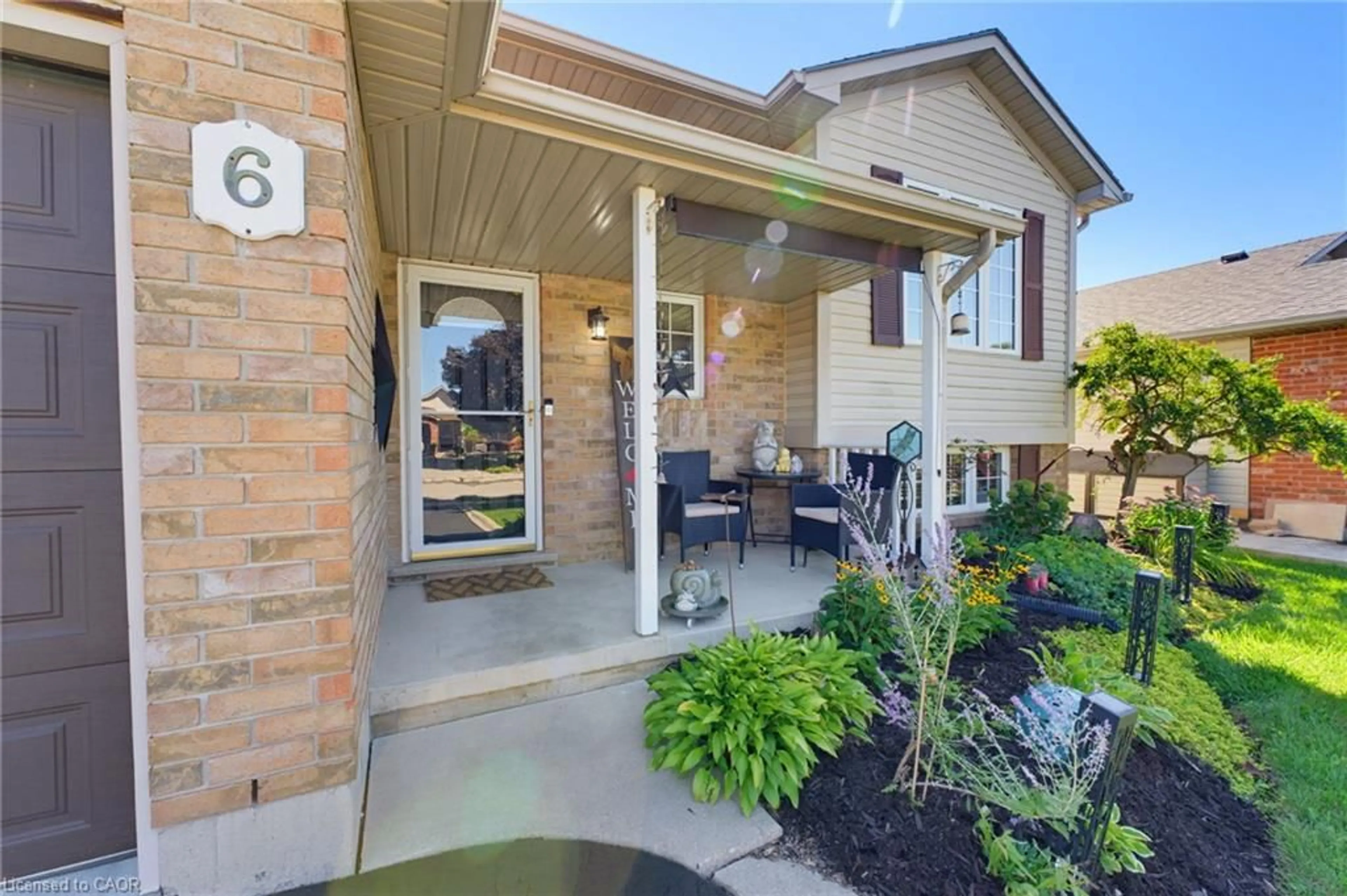 Unknown for 6 Stuart St, Caledonia Ontario N3W 2L3