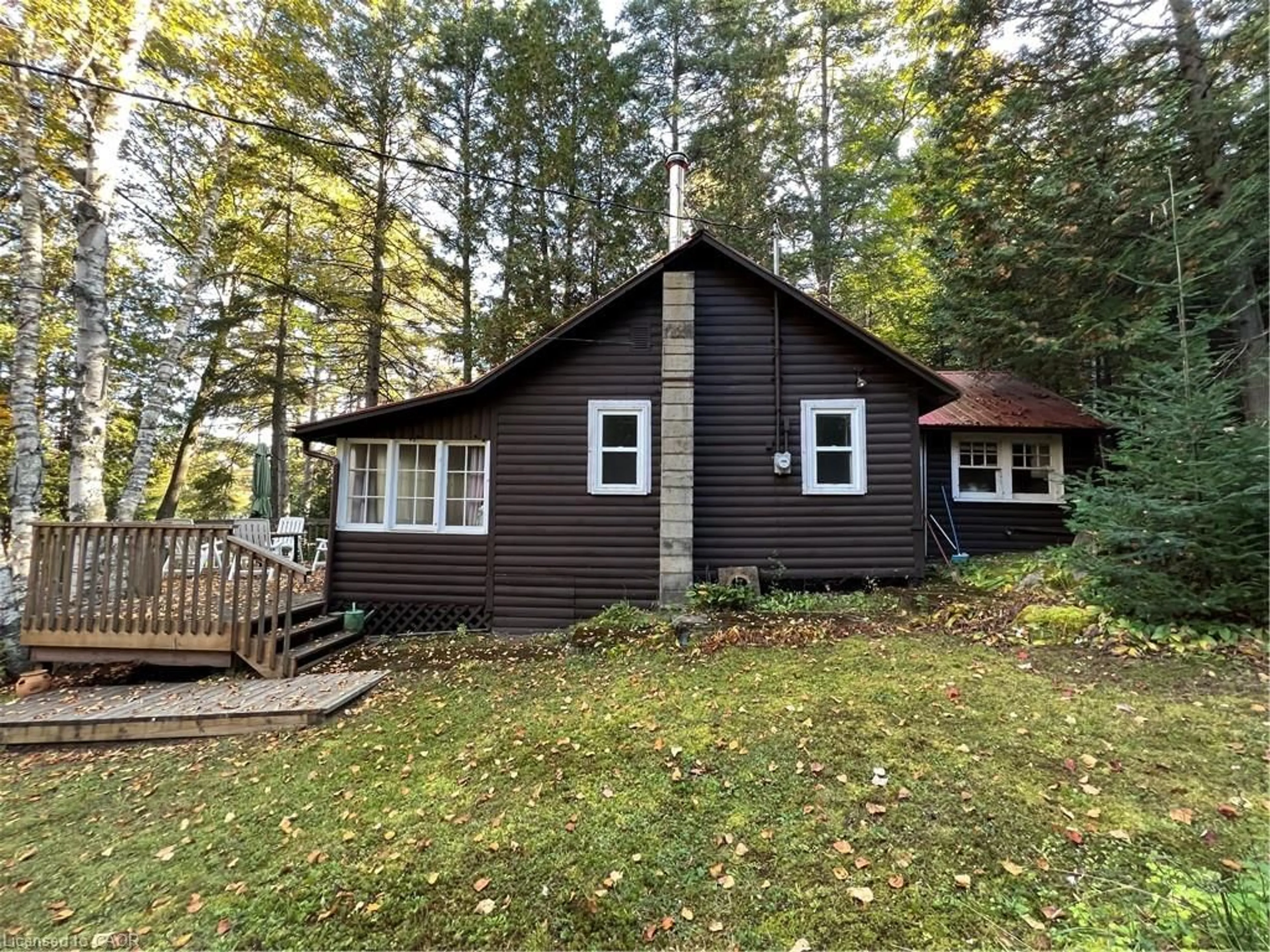 Home with vinyl exterior material, forest/trees view for 1257 Paint Lake Rd, Dorset Ontario P0A 1E0