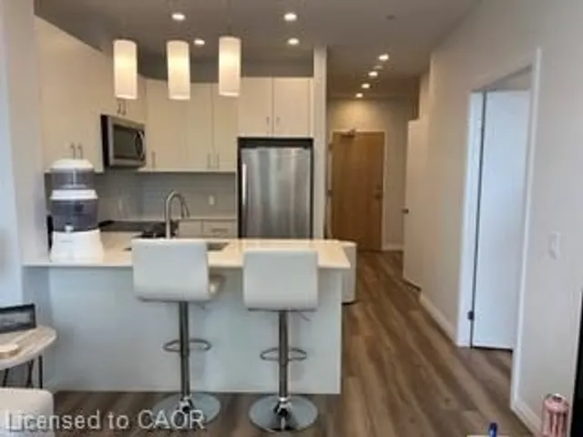 104 Garment St #605, Kitchener 5