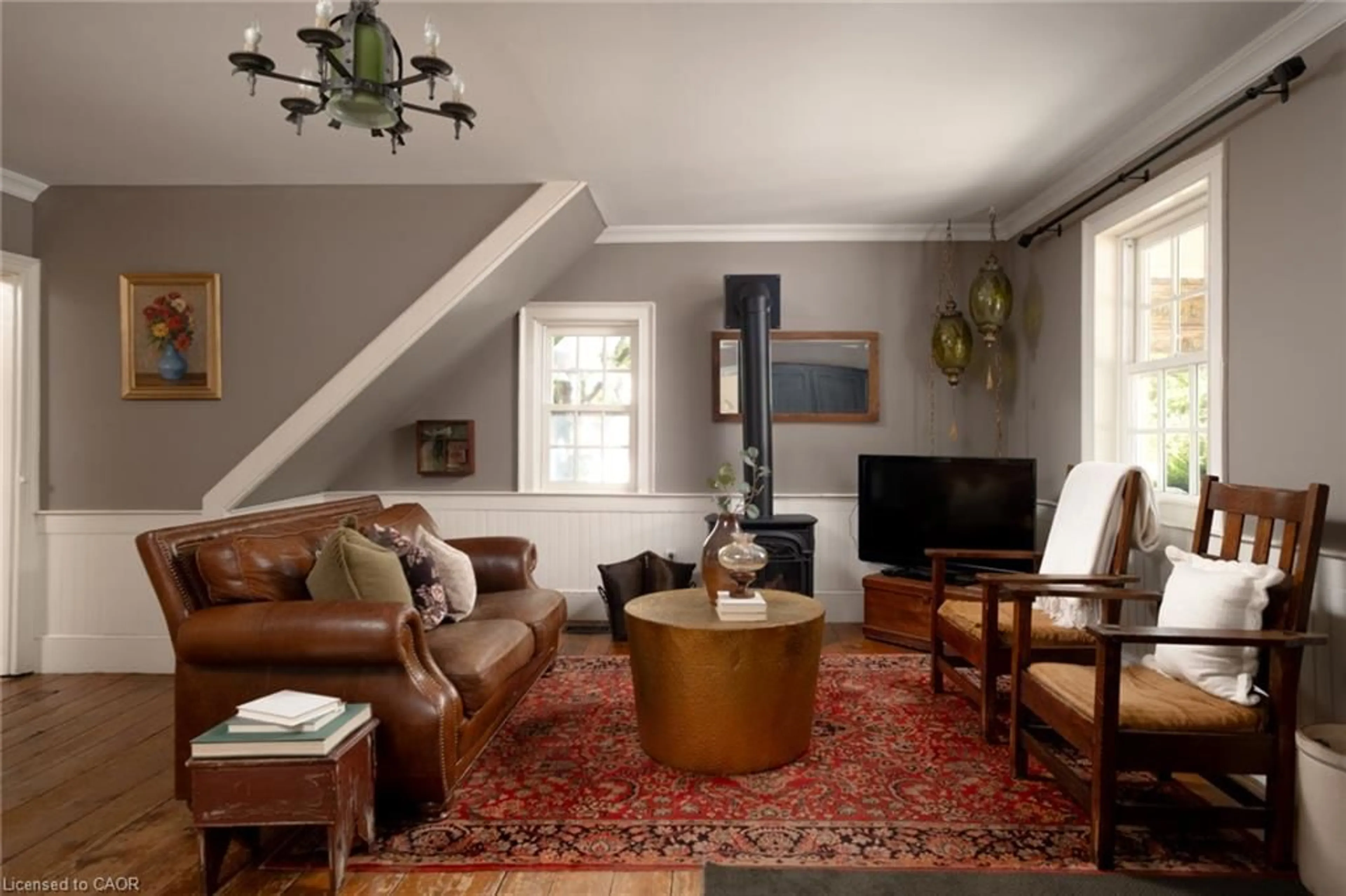 Living room with furniture, unknown for 532 Main St, Glen Williams Ontario L7G 3S8