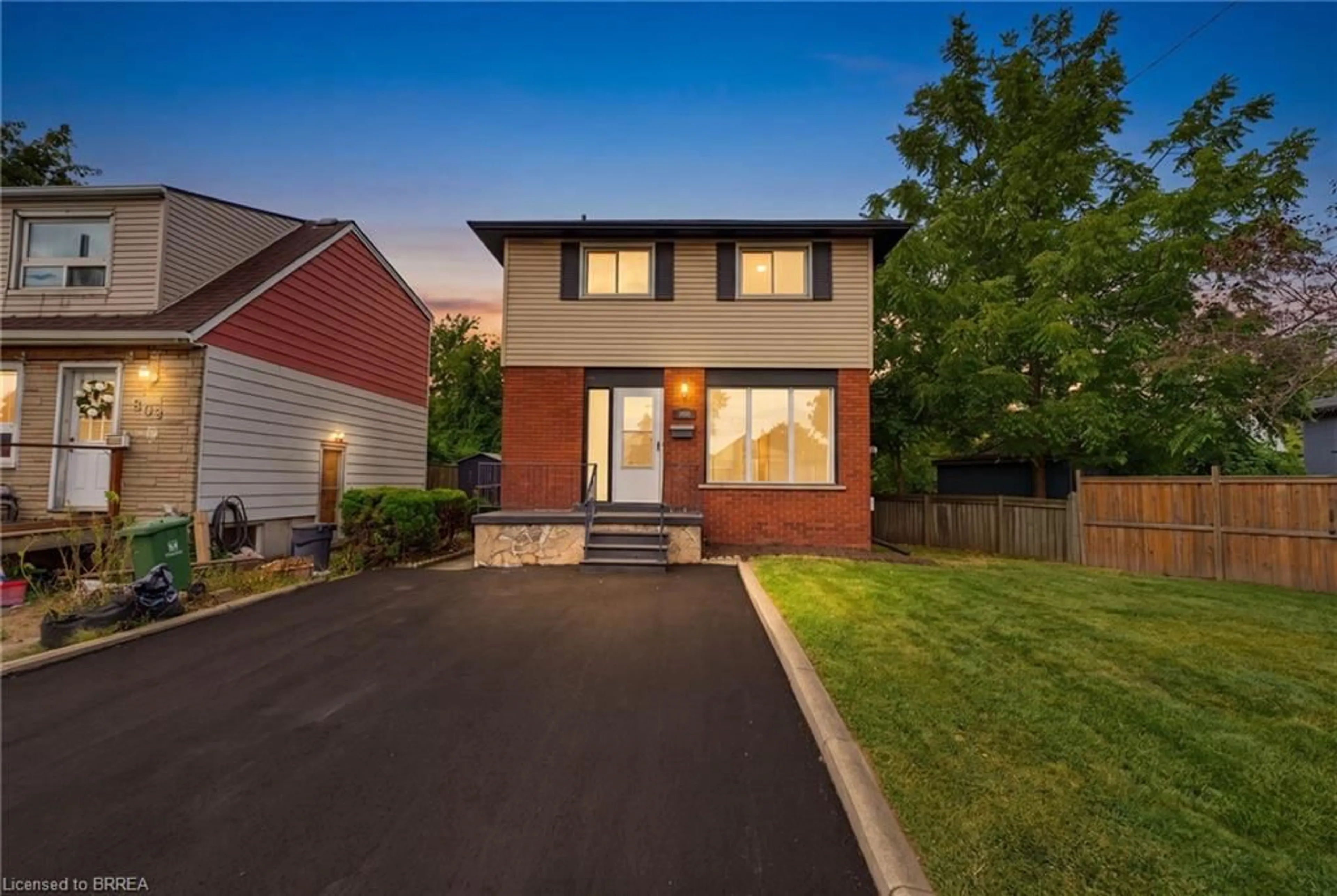 Home with brick exterior material, street for 805 Tate Ave, Hamilton Ontario L8H 6M1