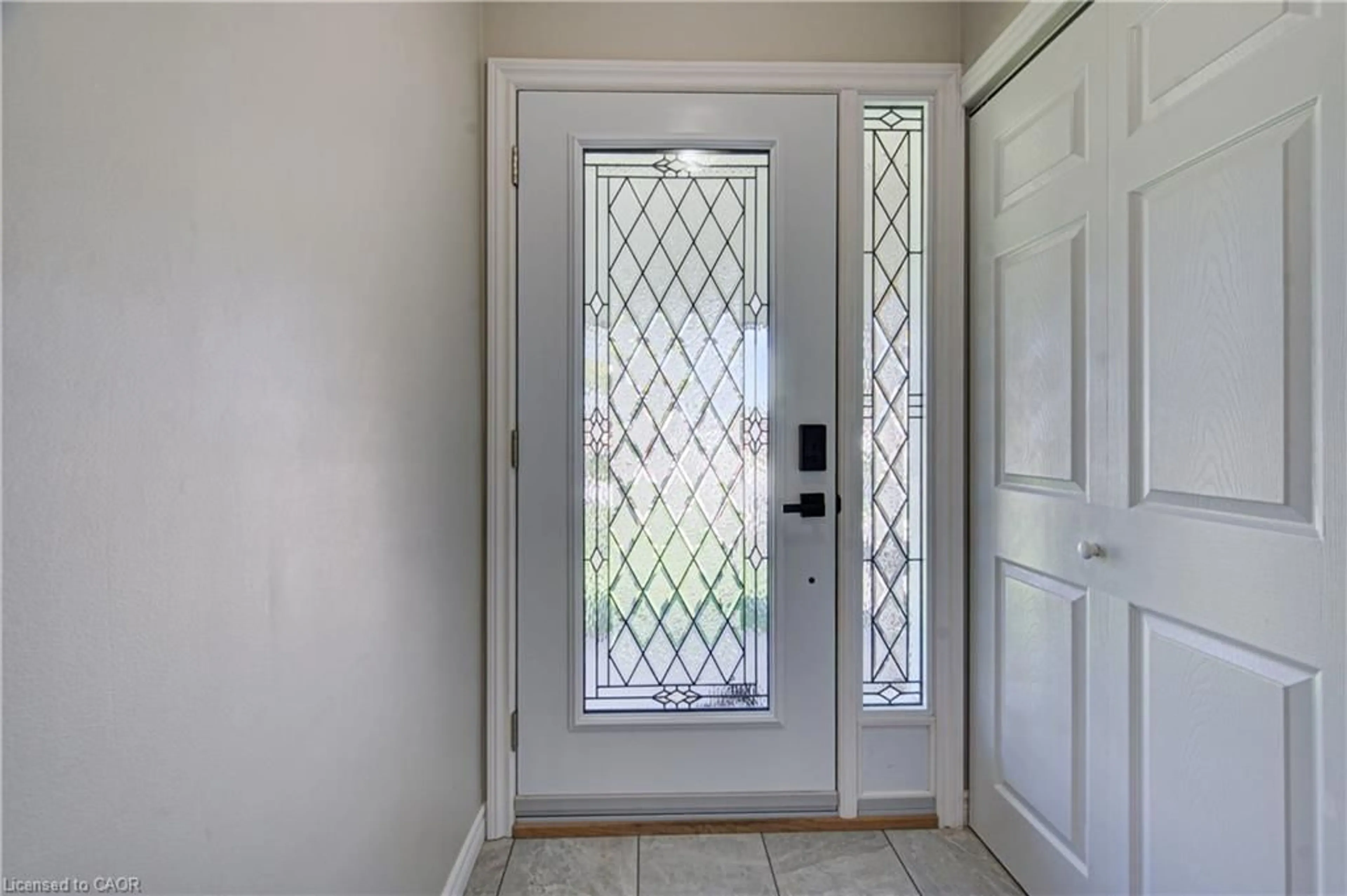Indoor entryway for 221 Devon St, Stratford Ontario N5A 3A1
