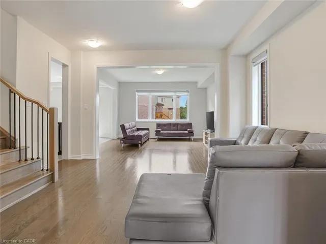 5 Heming St, Paris 5