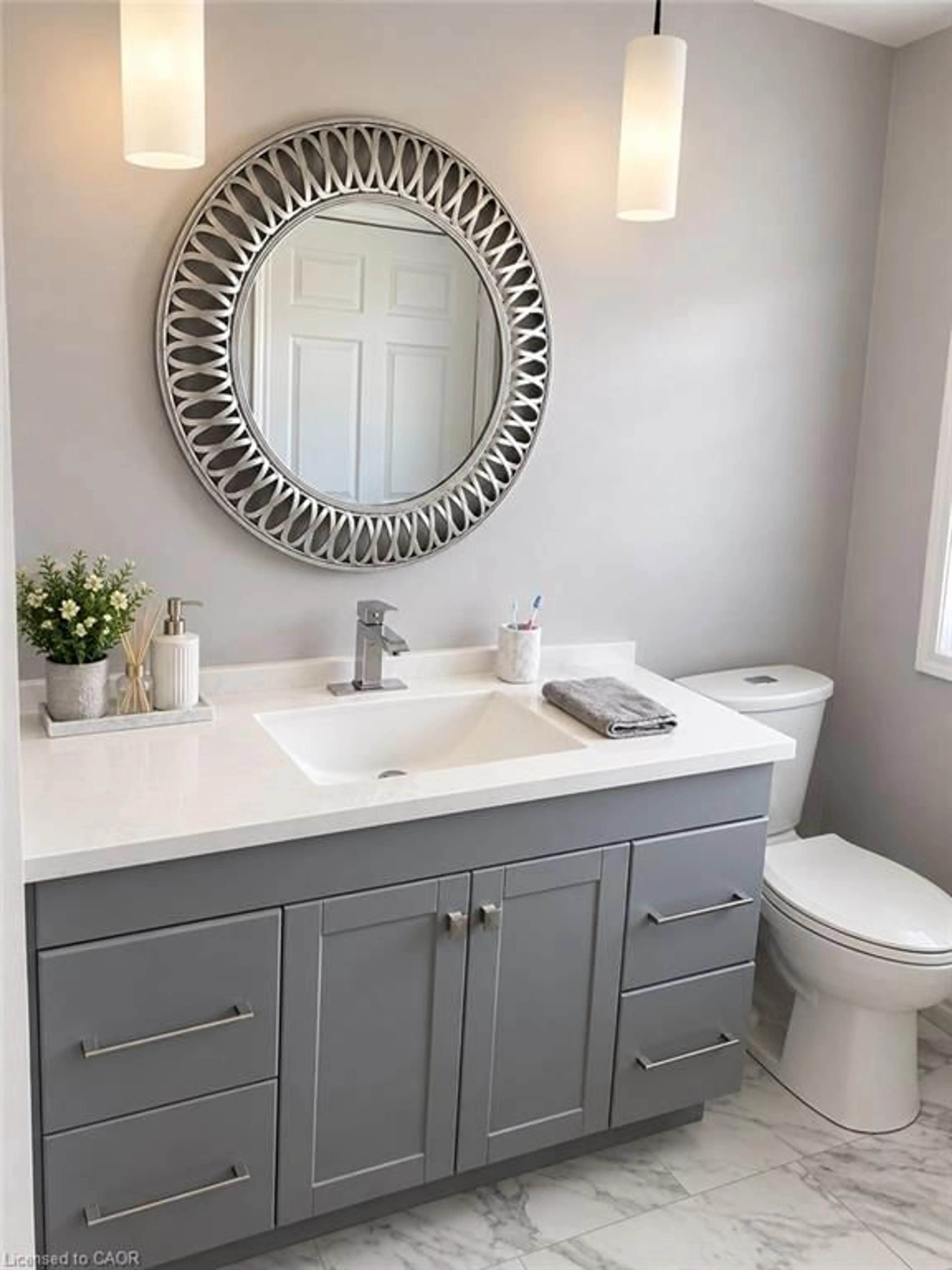 Contemporary bathroom, ceramic/tile floor for 73 Larkspur Cres, Kitchener Ontario N2M 4W8
