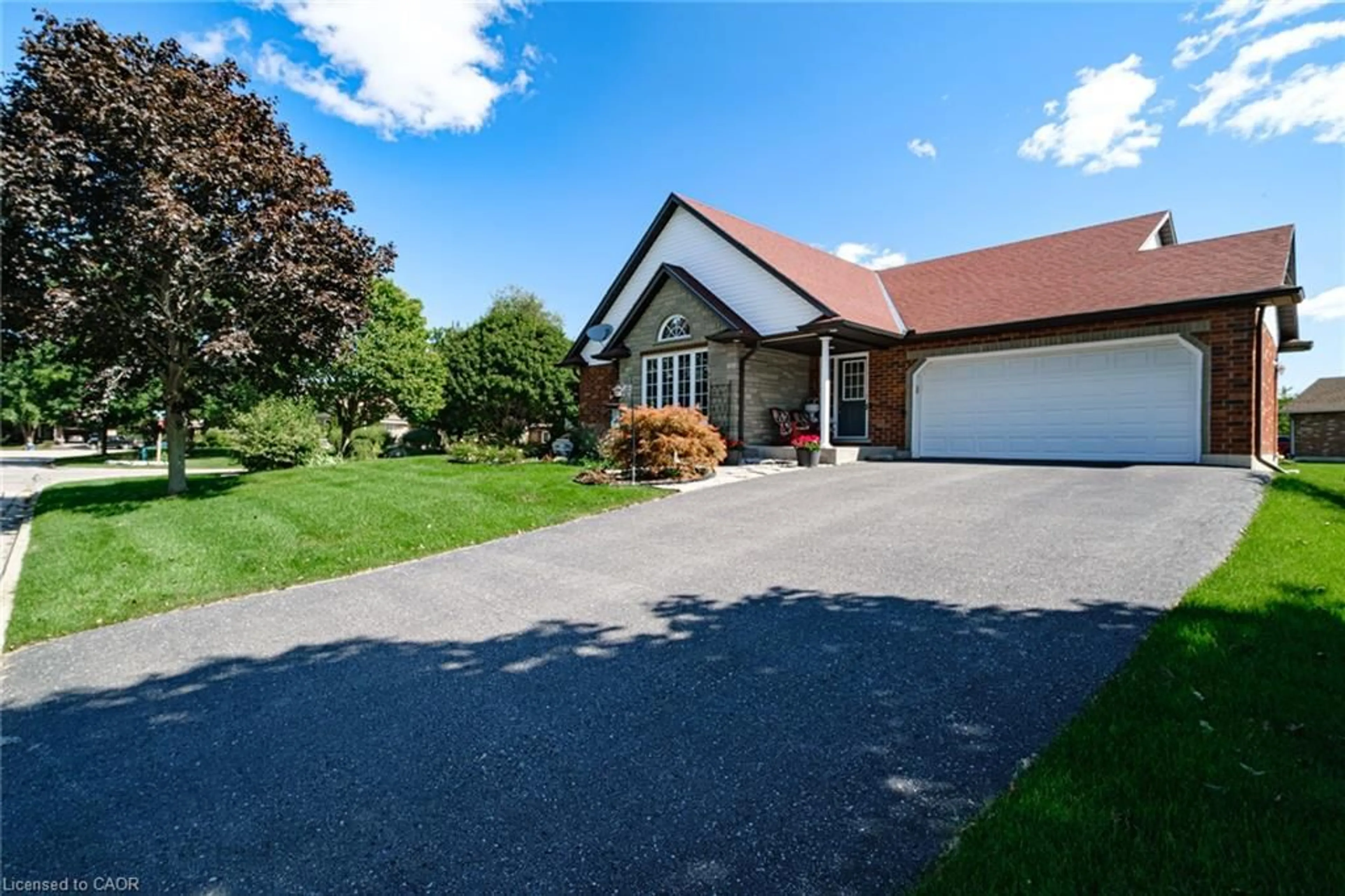 A pic from outside/outdoor area/front of a property/back of a property/a pic from drone, street for 13 Coastal Crt, Port Dover Ontario N0A 1N7
