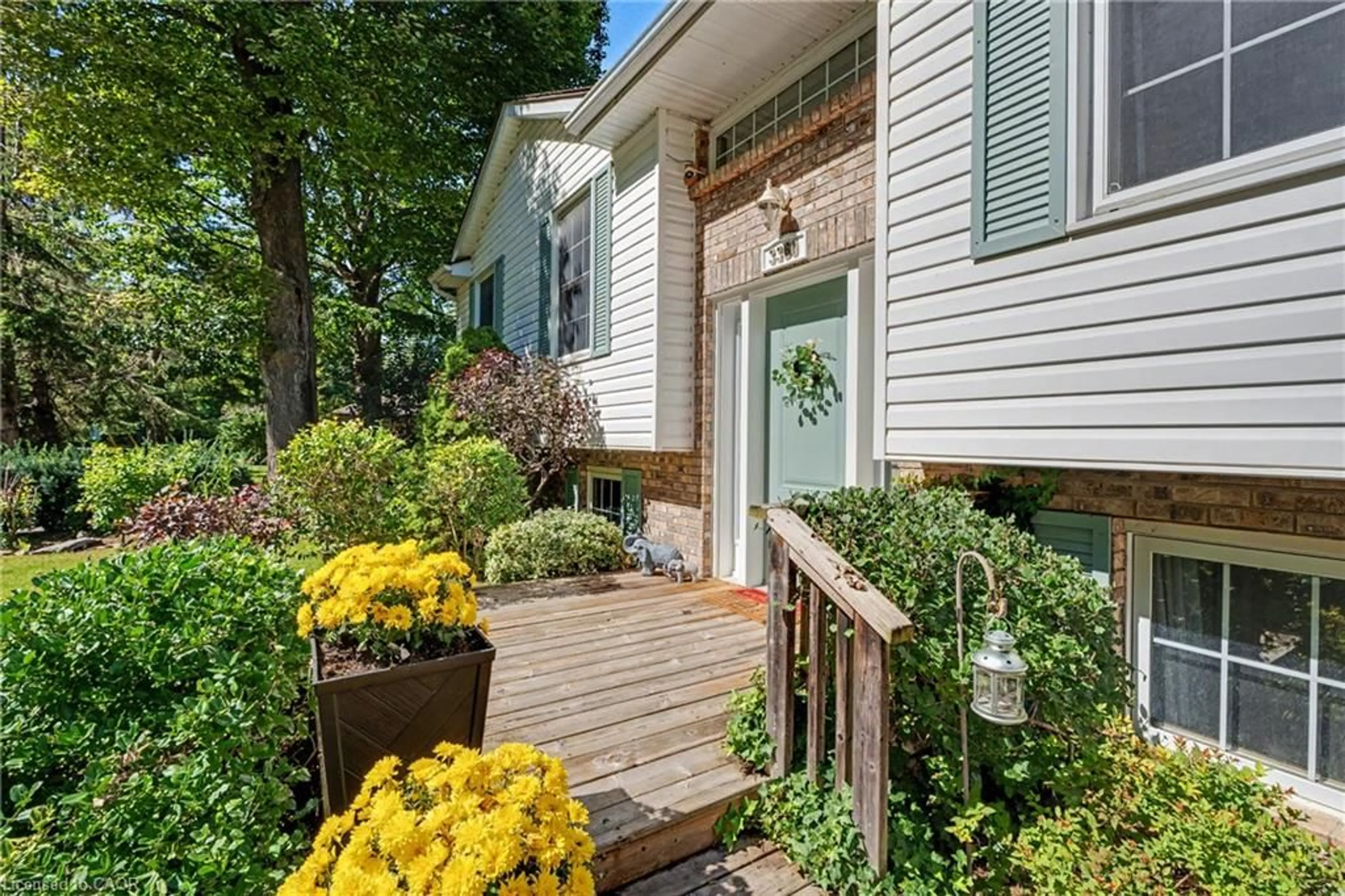 Home with vinyl exterior material, street for 3360 Hyman Ave, Ridgeway Ontario L0S 1N0
