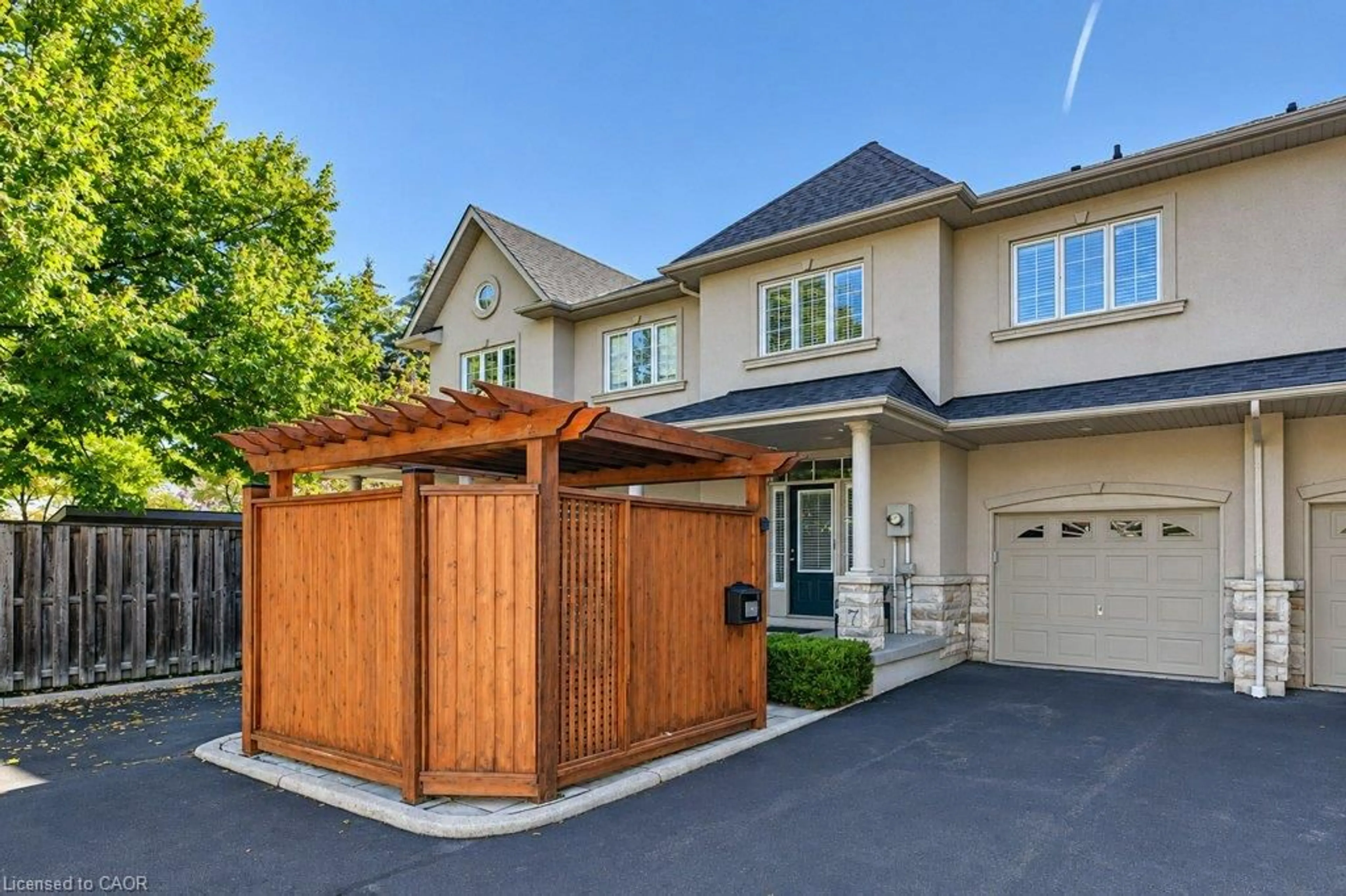 Unknown for 455 Claridge Rd #7, Burlington Ontario L7N 2S1