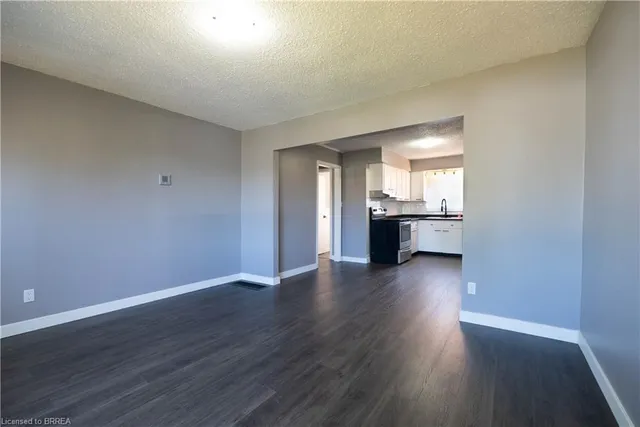 1773 Pierre St, Val Caron 4