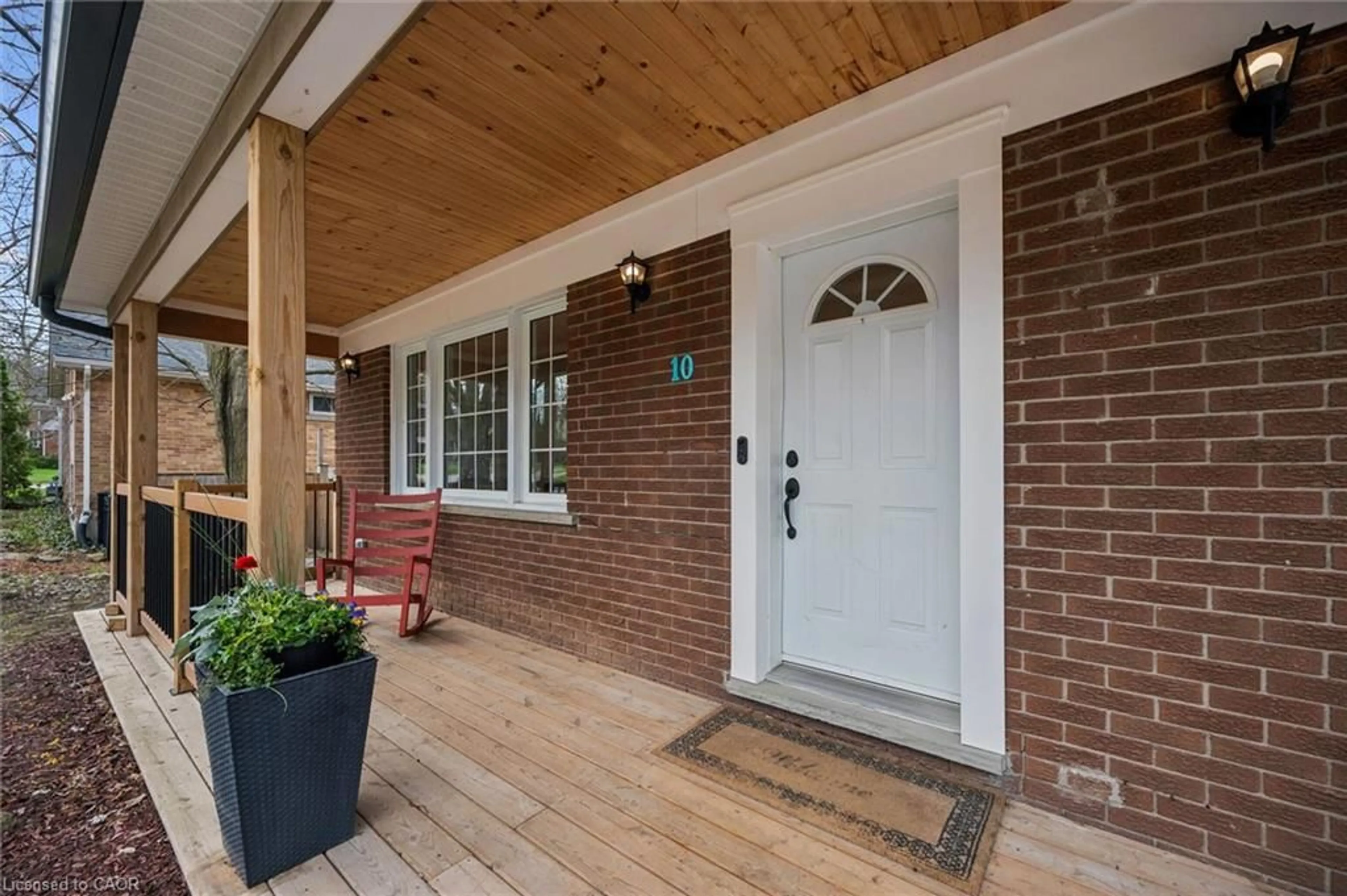 Unknown for 10 Winston Cres, Guelph Ontario N1E 2J9