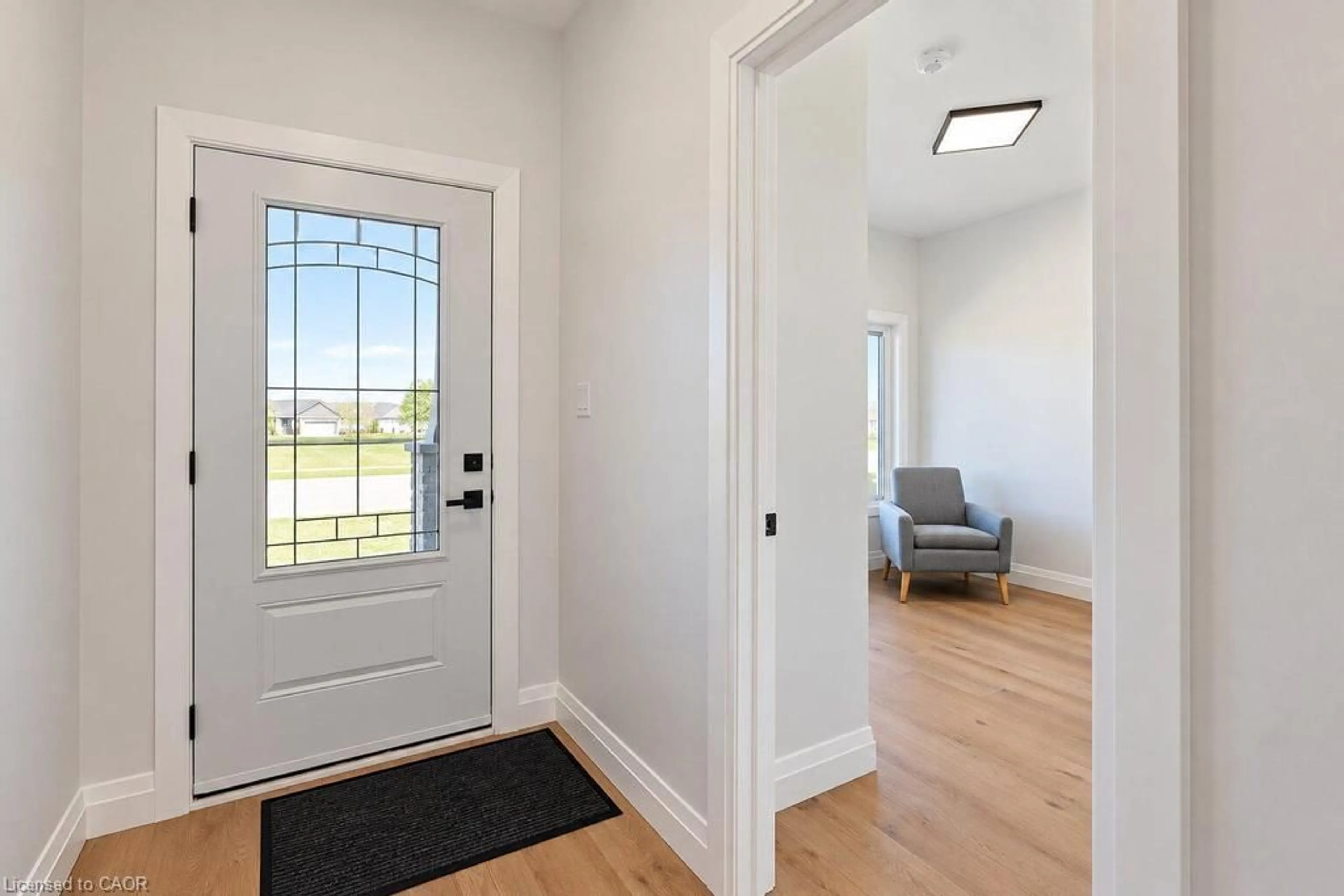 Indoor entryway for 86 Pike Creek Dr, Cayuga Ontario N0E 1E0