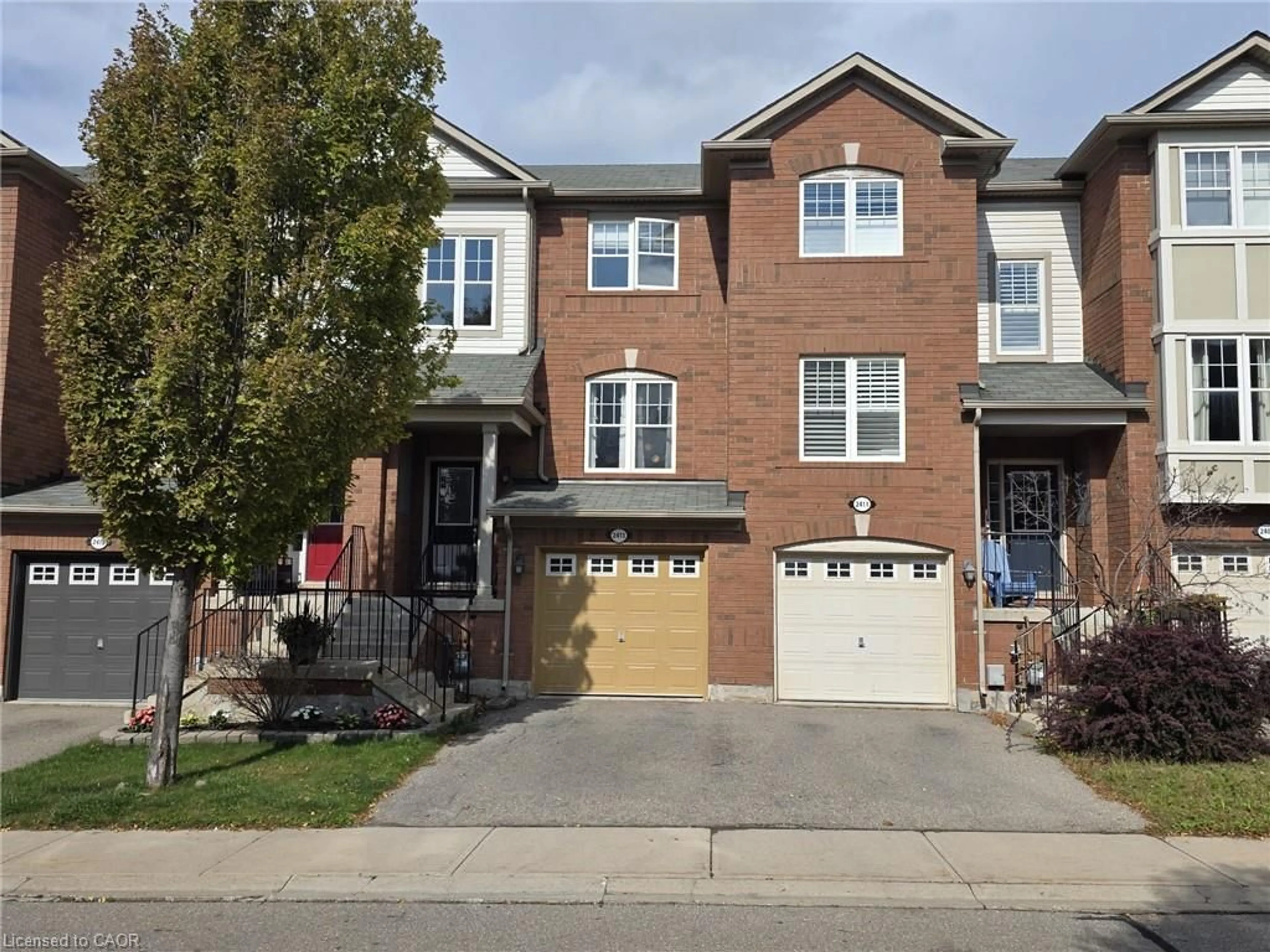 Home with brick exterior material, street for 2413 Coho Way, Oakville Ontario L6M 0G6