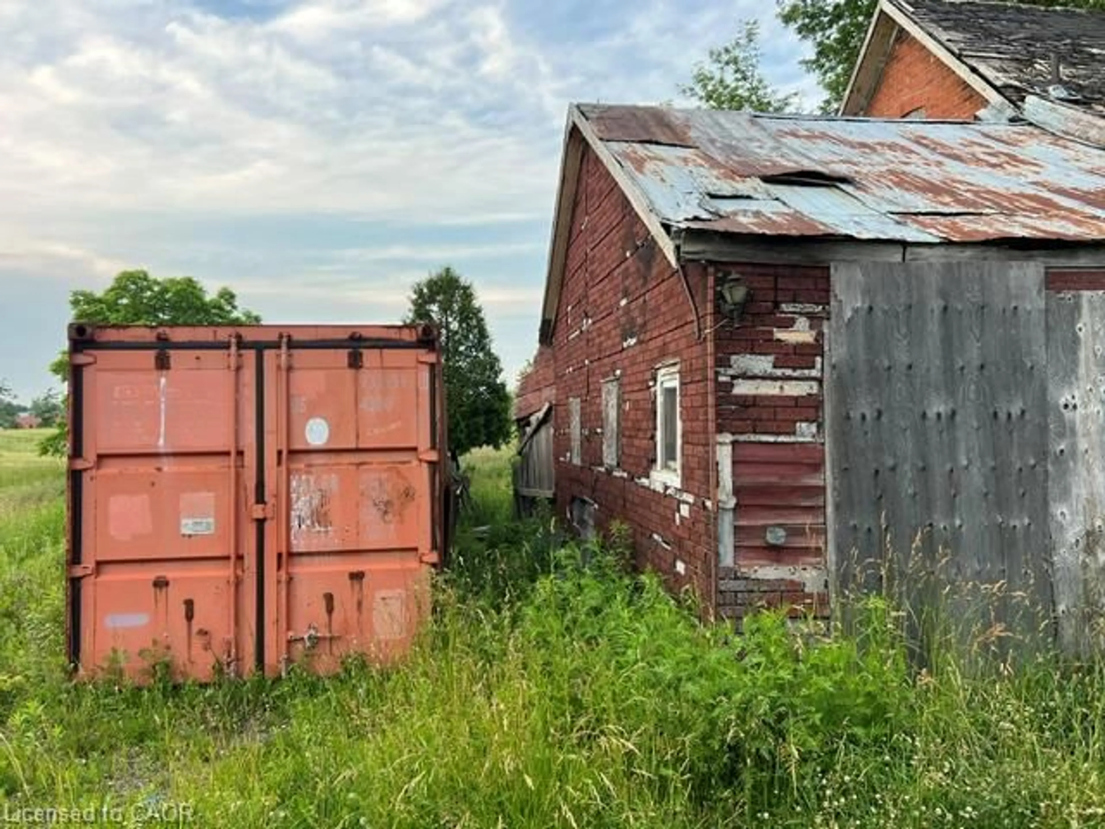 Shed for 24 Talbot Lane, Hamilton Ontario L0R 1W0