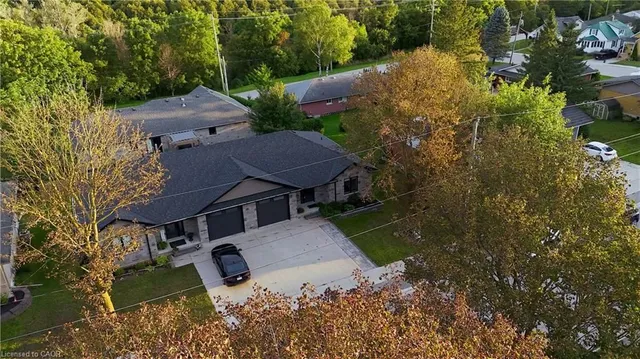 172 Miller St, Mount Forest 4