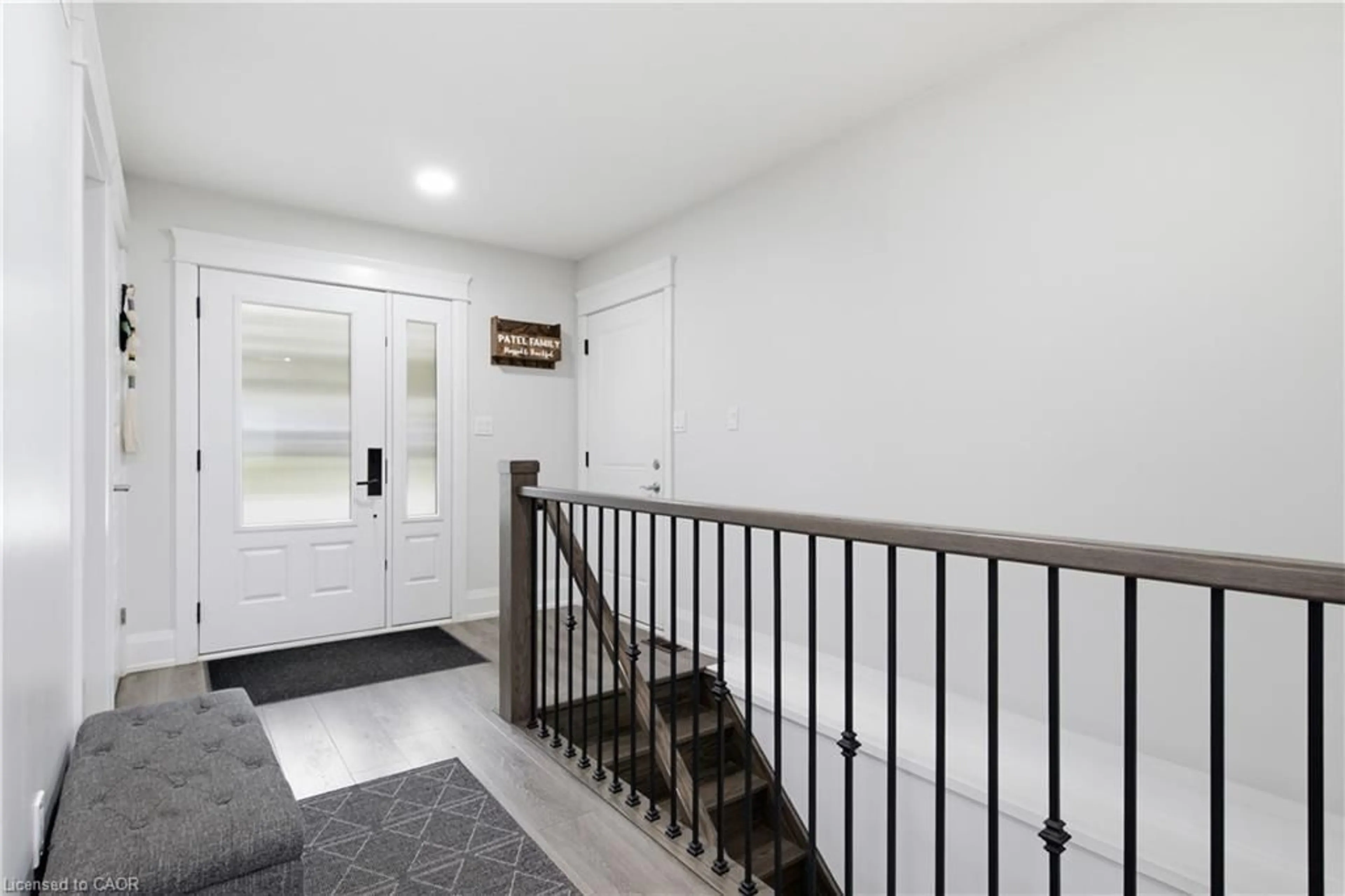Indoor entryway for 172 Miller St, Mount Forest Ontario N0G 2L3