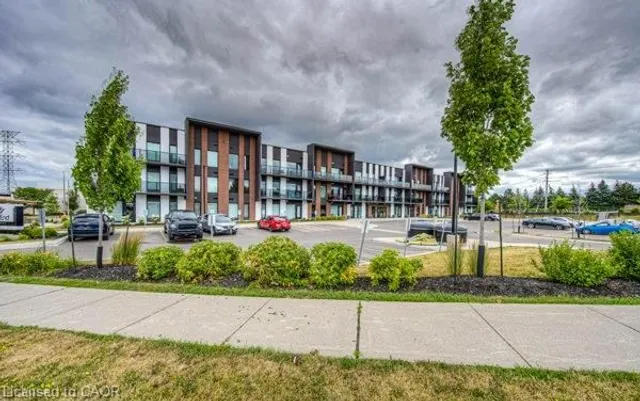 5 Wake Robin Dr #107, Kitchener 2