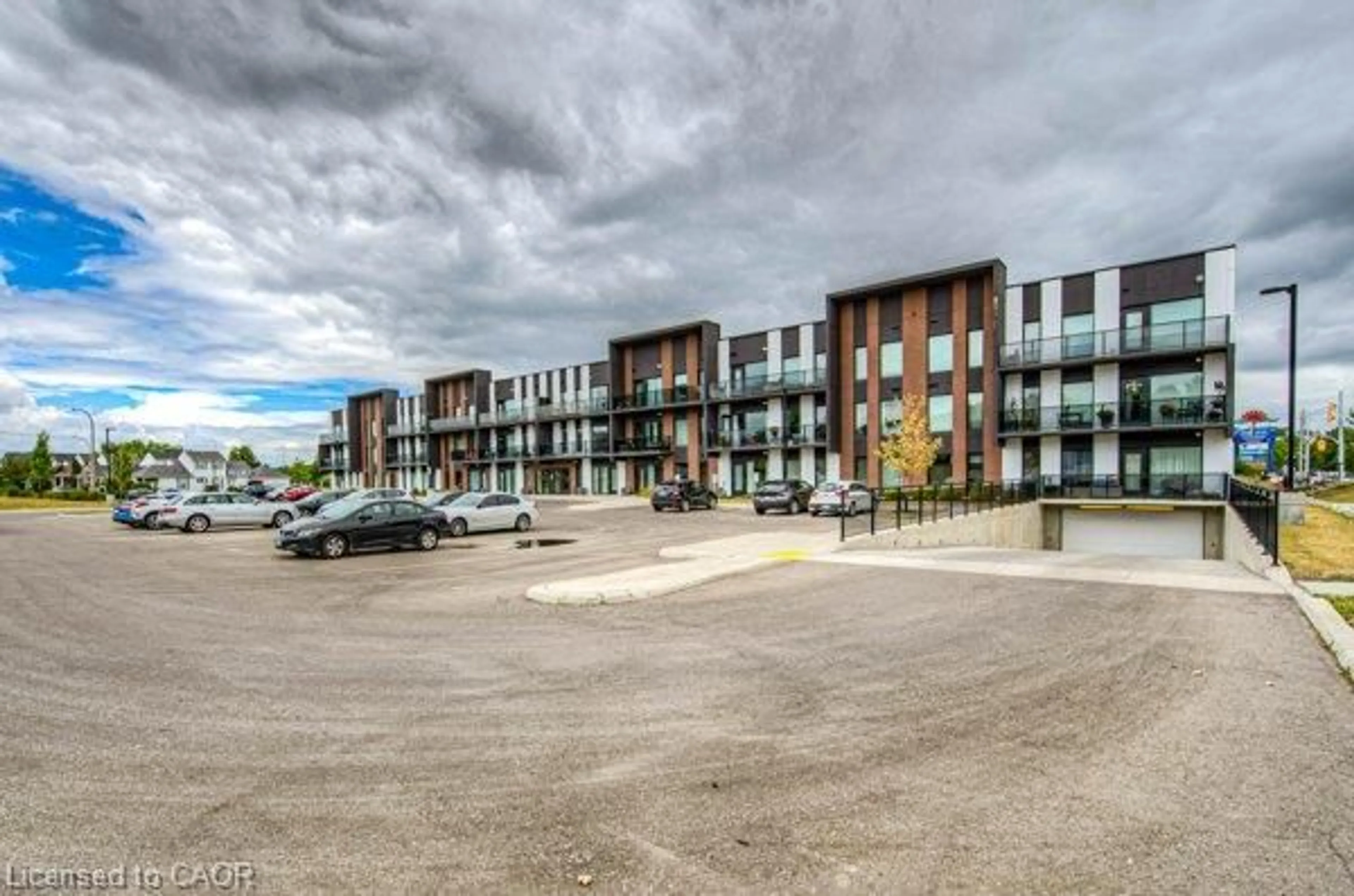 Unknown for 5 Wake Robin Dr #107, Kitchener Ontario N2E 0H6