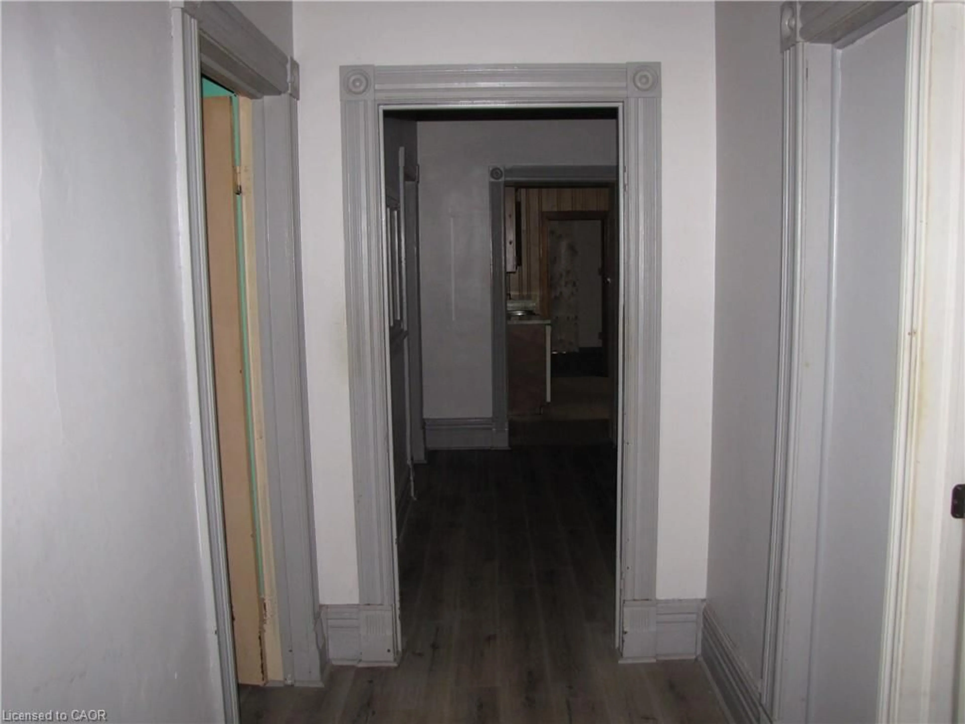 A pic of a room for 97 Kent St, Simcoe Ontario N3Y 3S3