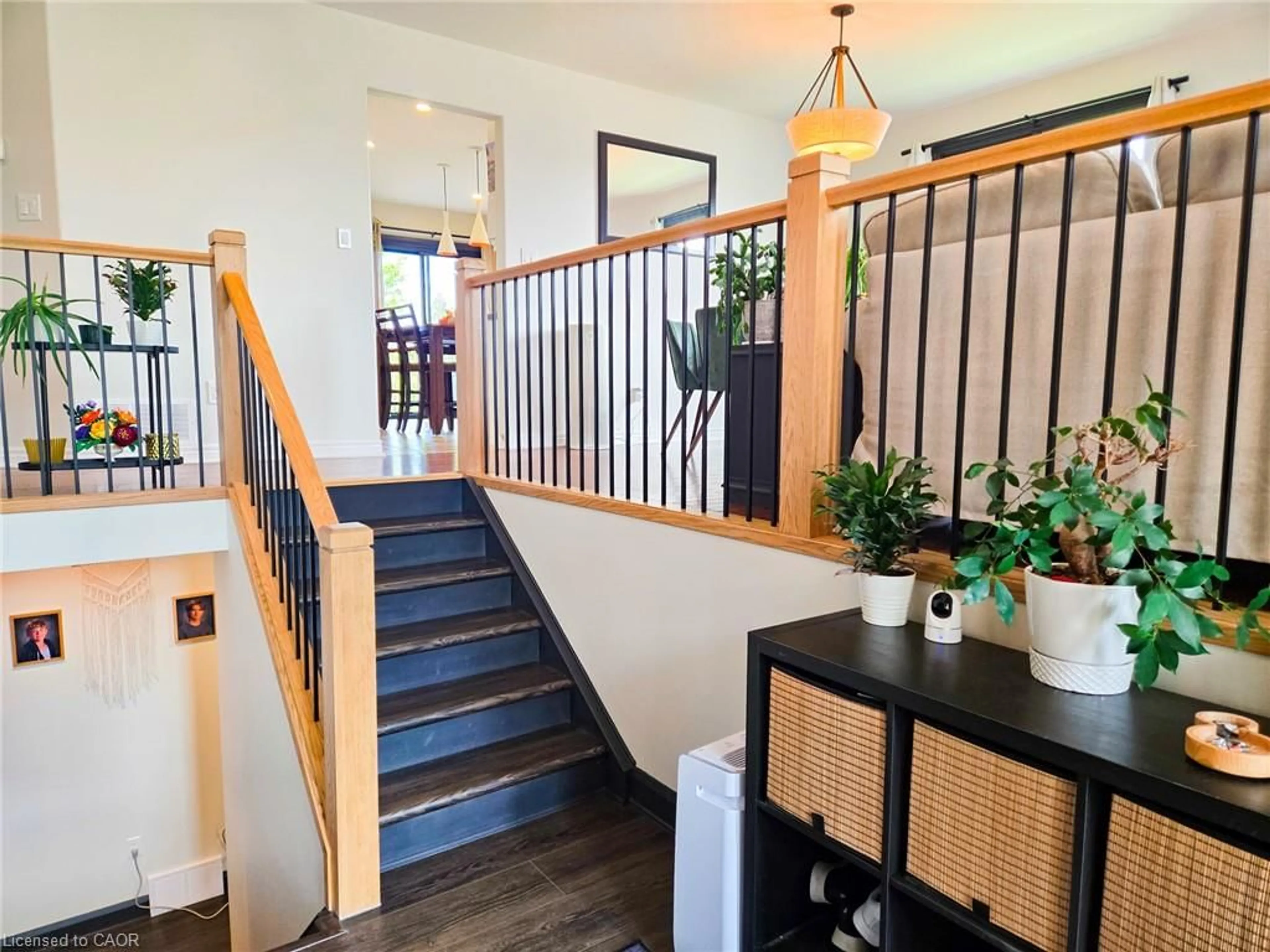 Indoor entryway for 1 Driftwood Dr, Simcoe Ontario N3Y 5N1