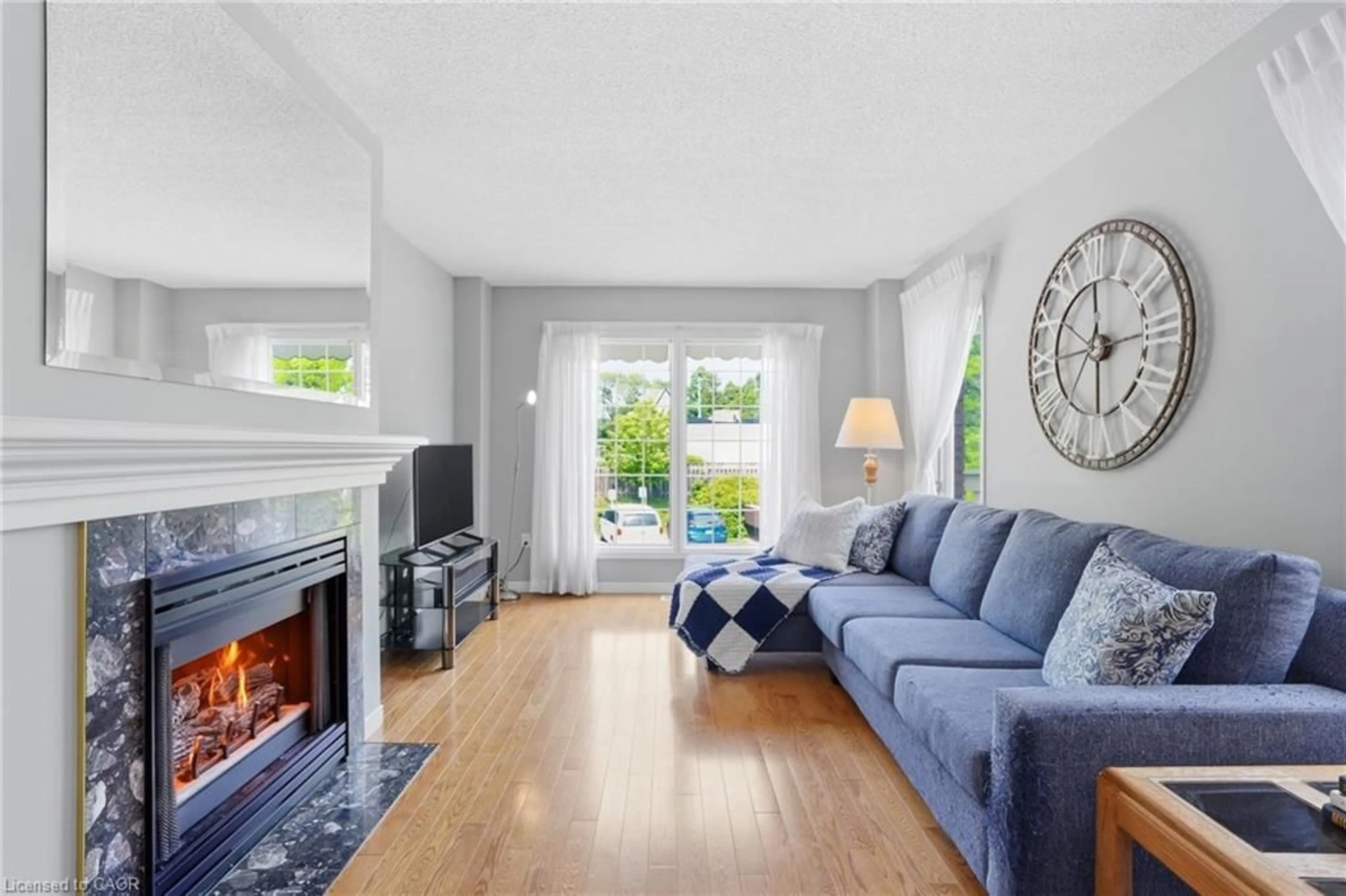 Living room with furniture, unknown for 941 Gordon St #49, Guelph Ontario N1G 4R9