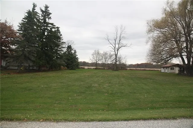 2525 Lakeshore Rd, Dunnville 2