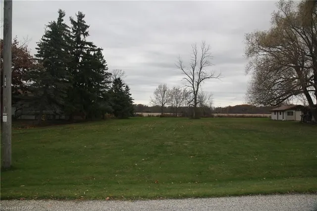 2525 Lakeshore Rd, Dunnville 4