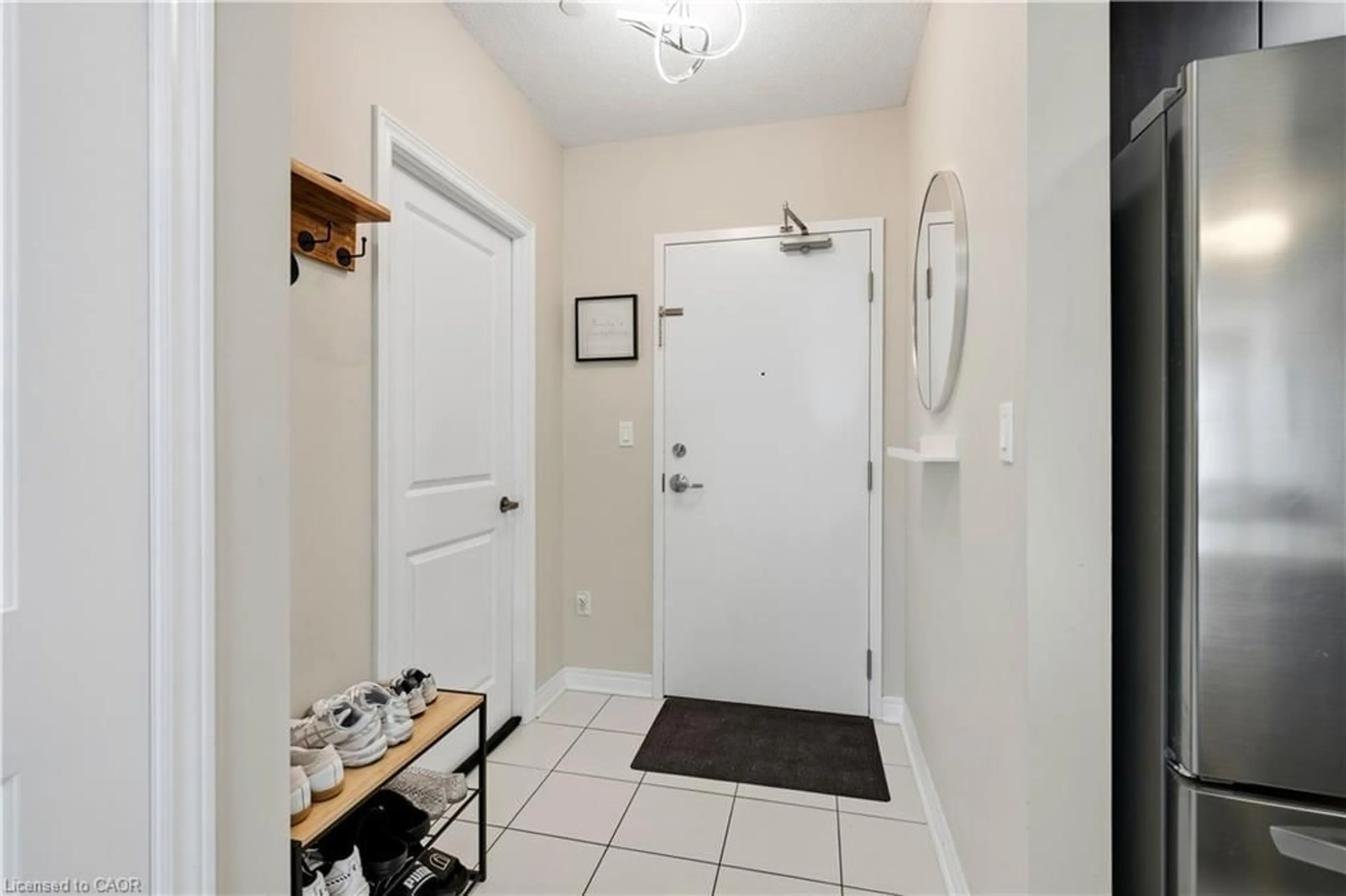 Indoor entryway for 7400 Markham Rd #203, Markham Ontario L3S 0C5